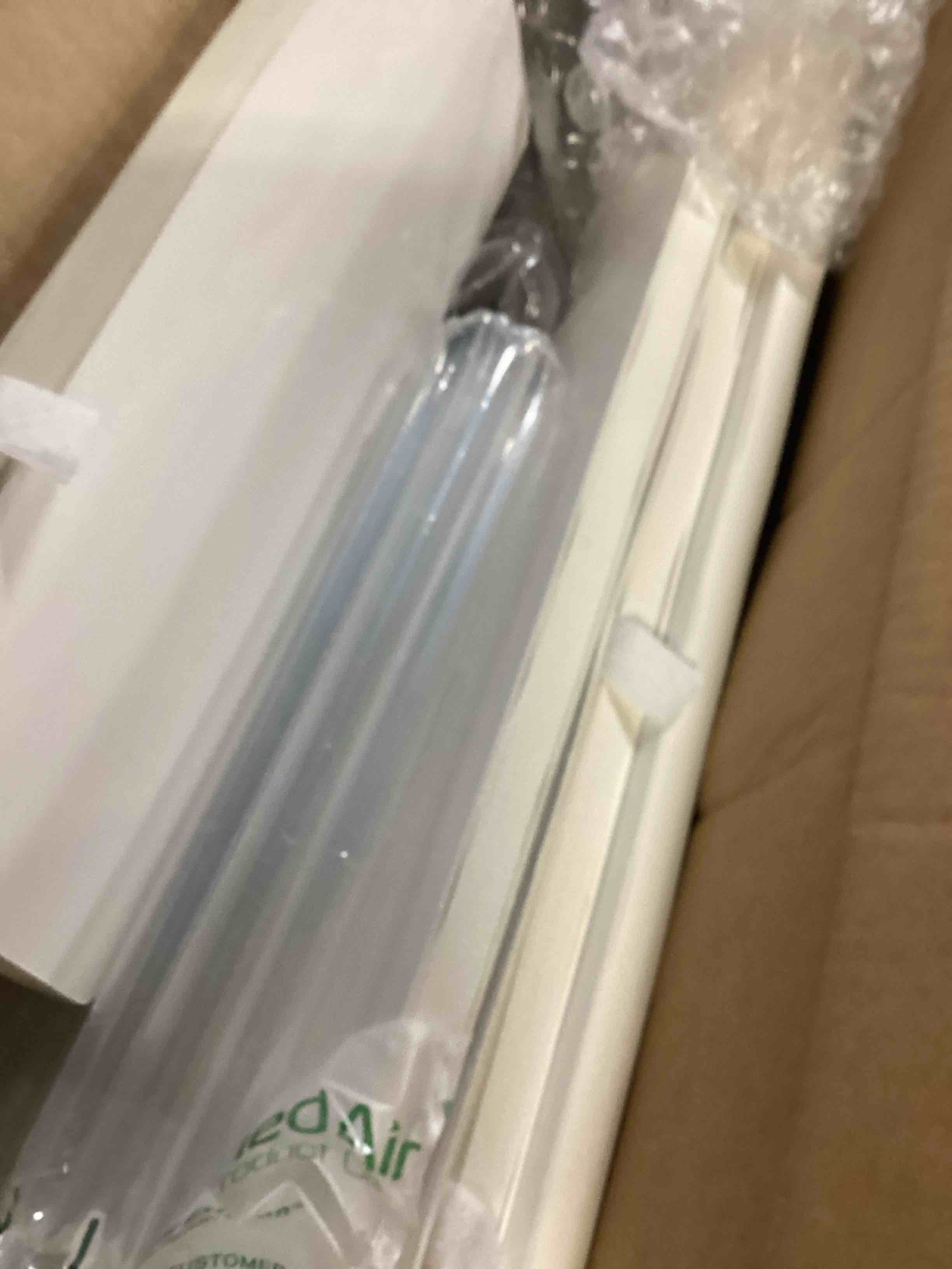 https://s3.amazonaws.com/lotting-images-prod/bidfta/GRA2470815_1746188502038.jpeg