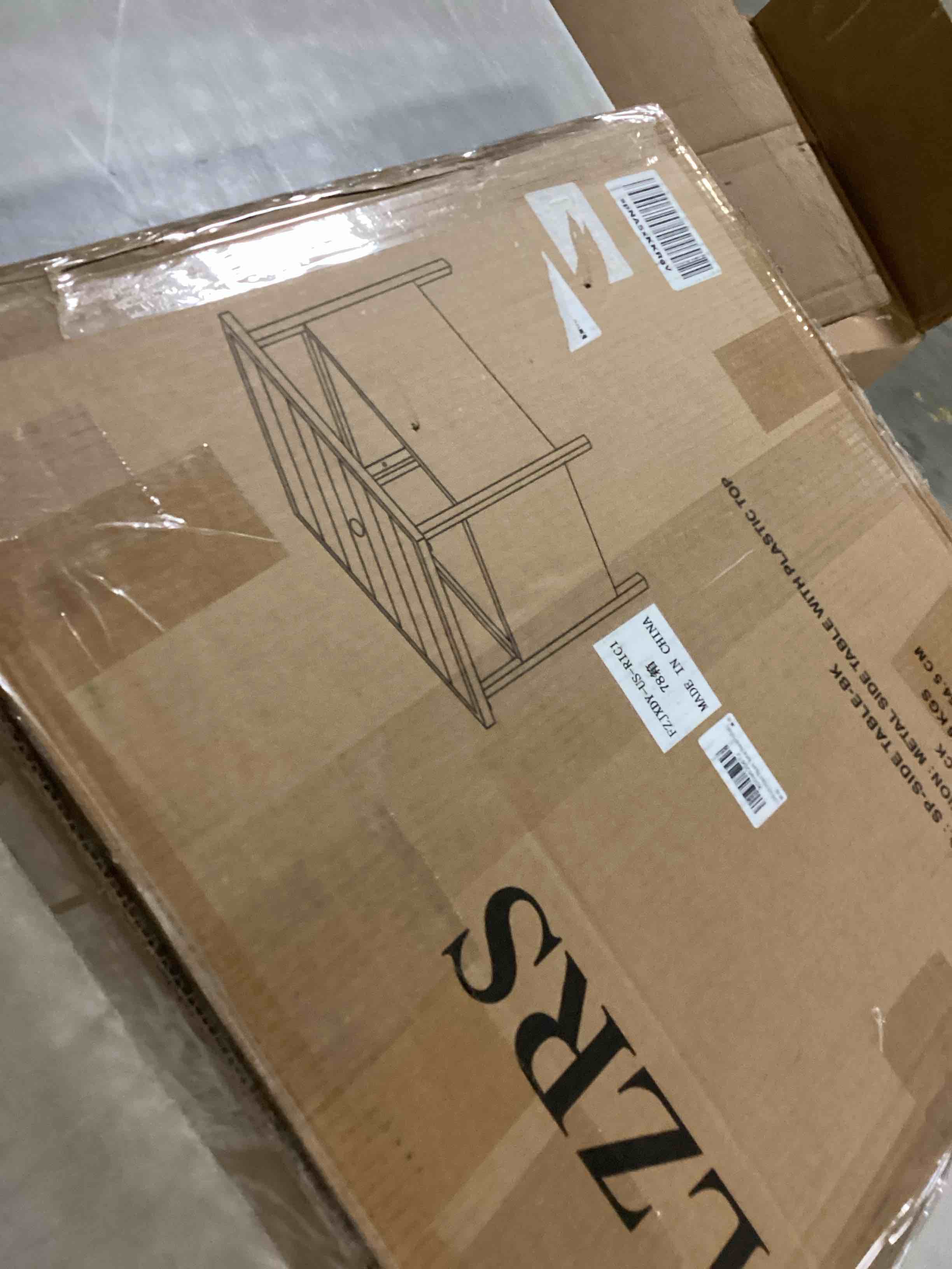 https://s3.amazonaws.com/lotting-images-prod/bidfta/GRA2470847_1746192197875.jpeg