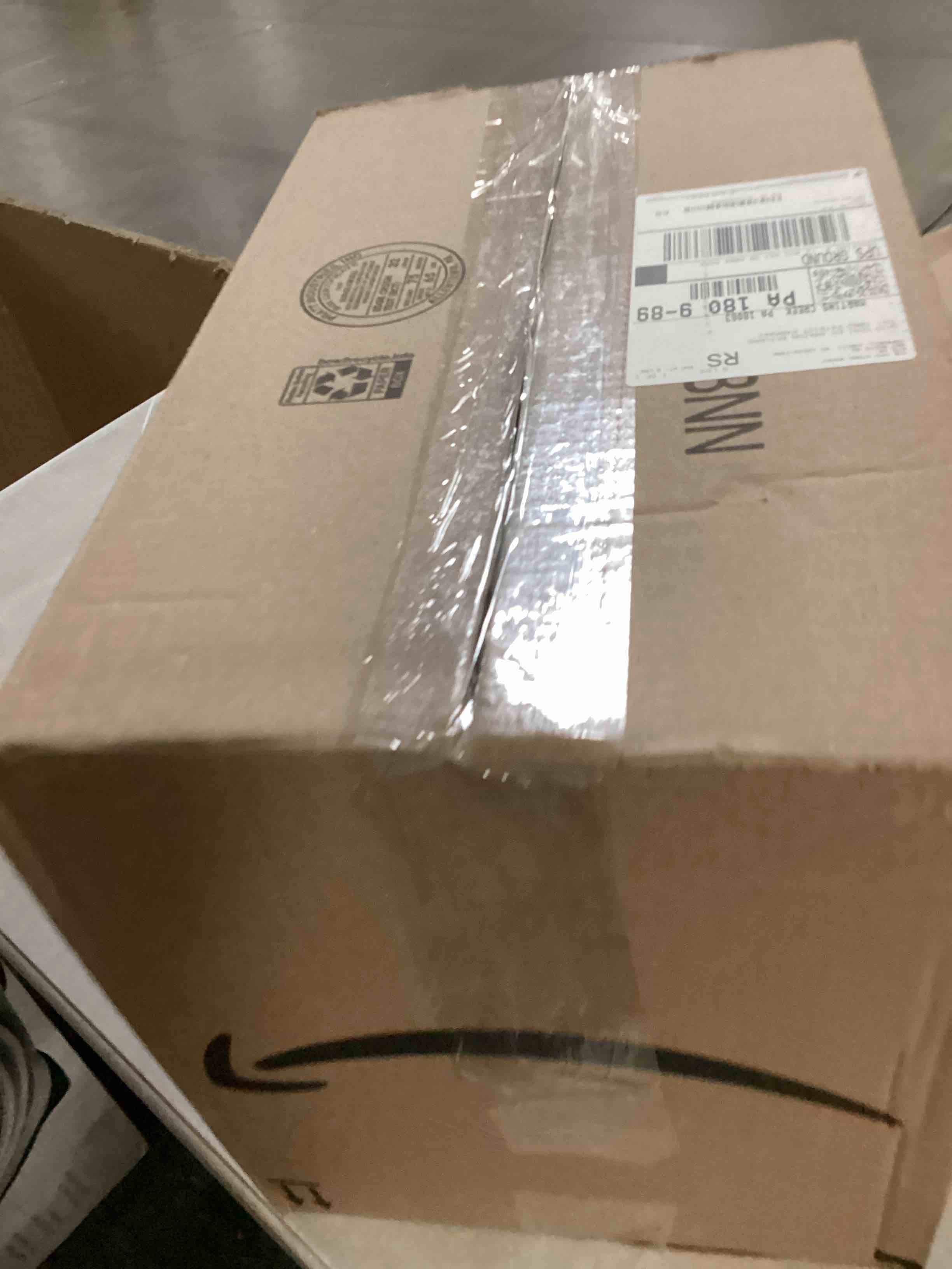 https://s3.amazonaws.com/lotting-images-prod/bidfta/GRA2470873_1746198048197.jpeg