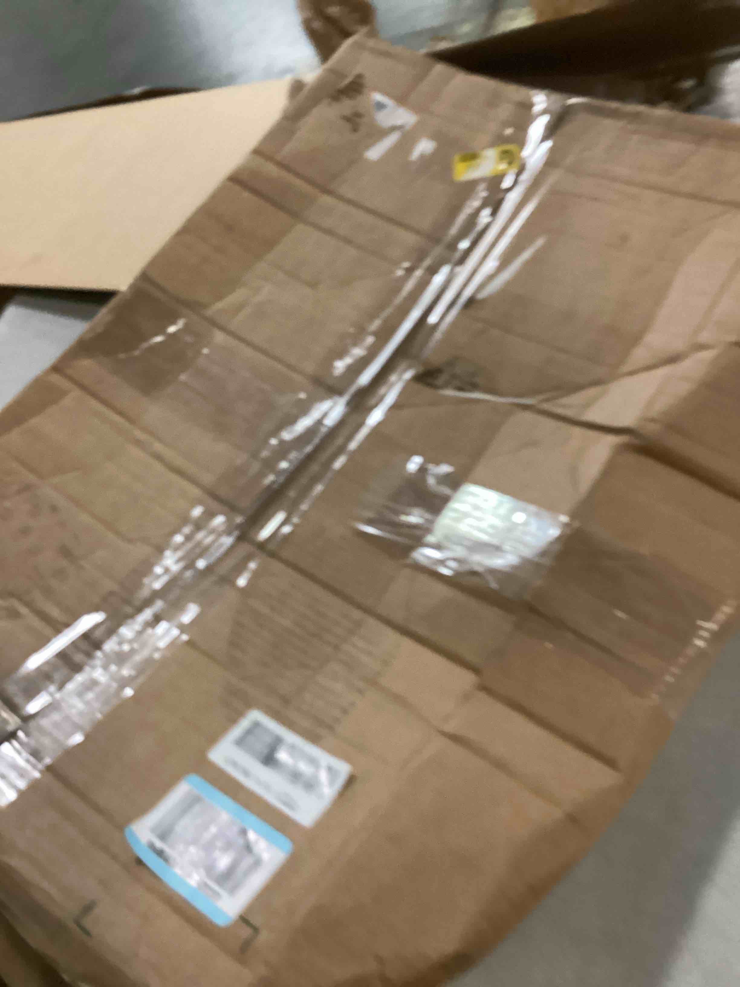 https://s3.amazonaws.com/lotting-images-prod/bidfta/GRA2471027_1746456595814.jpeg