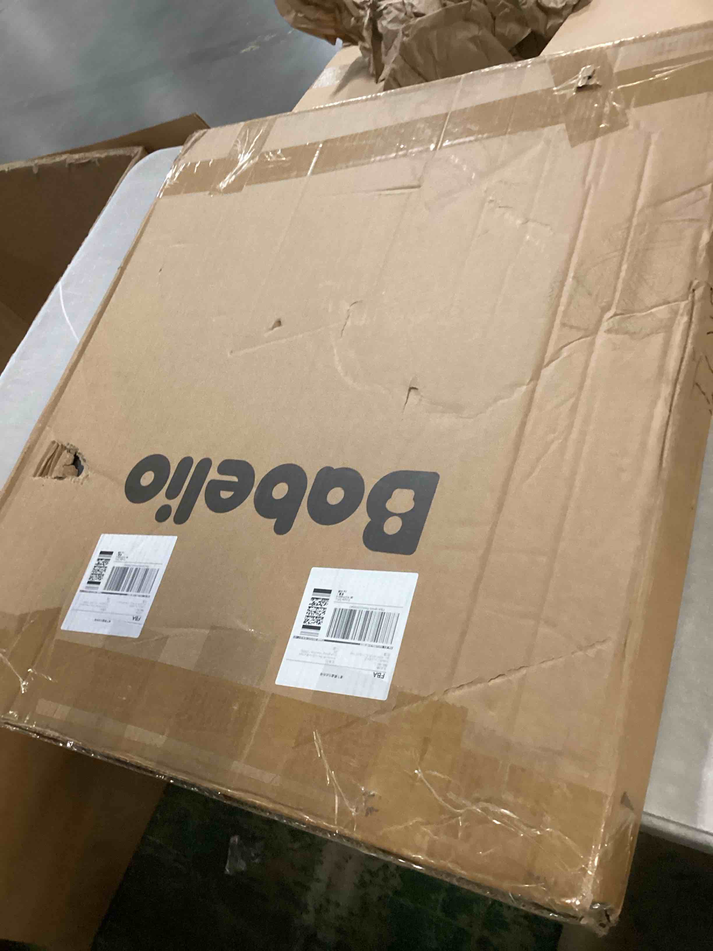 https://s3.amazonaws.com/lotting-images-prod/bidfta/GRA2471039_1746458060966.jpeg