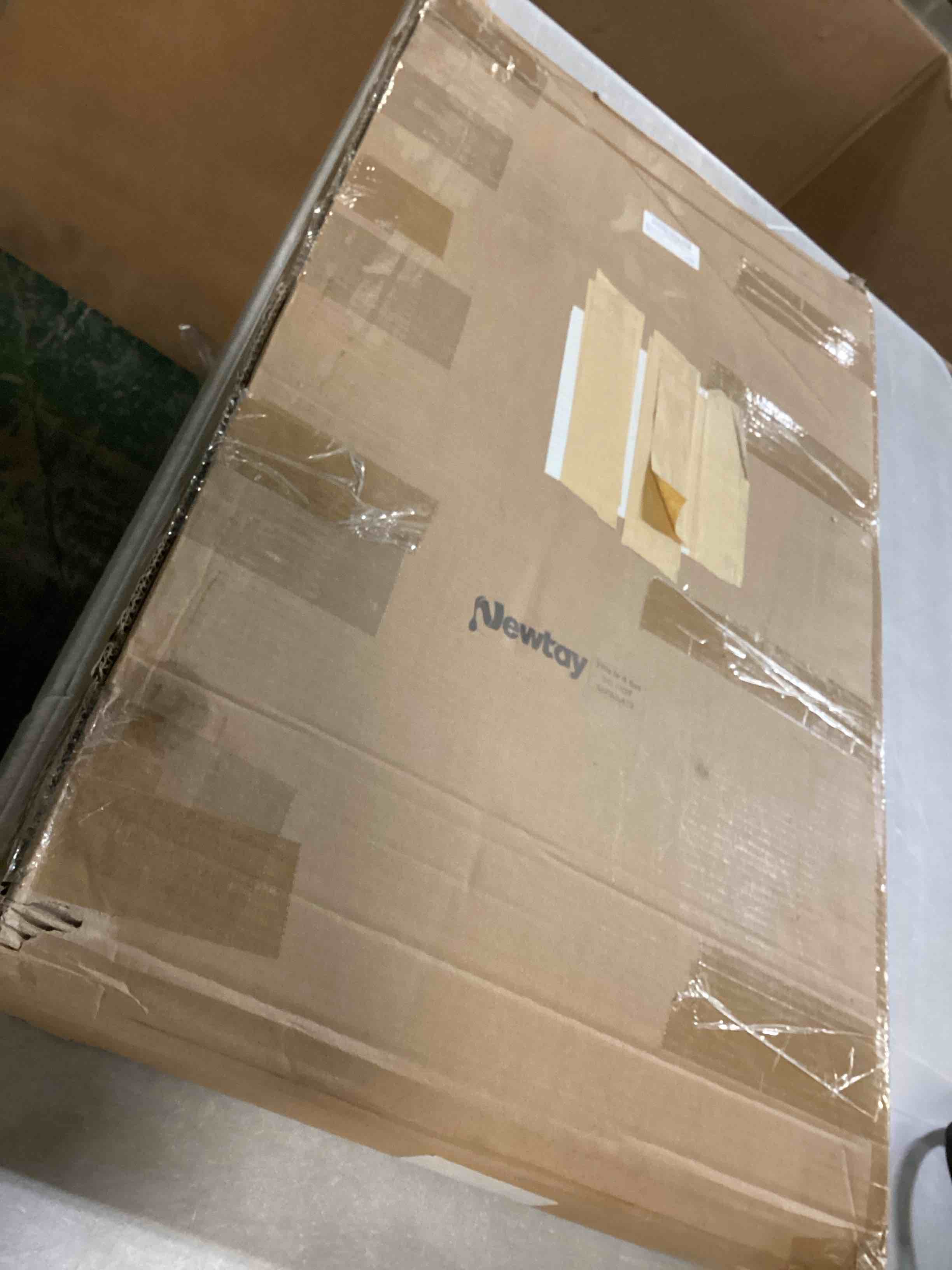 https://s3.amazonaws.com/lotting-images-prod/bidfta/GRA2471101_1746529753732.jpeg