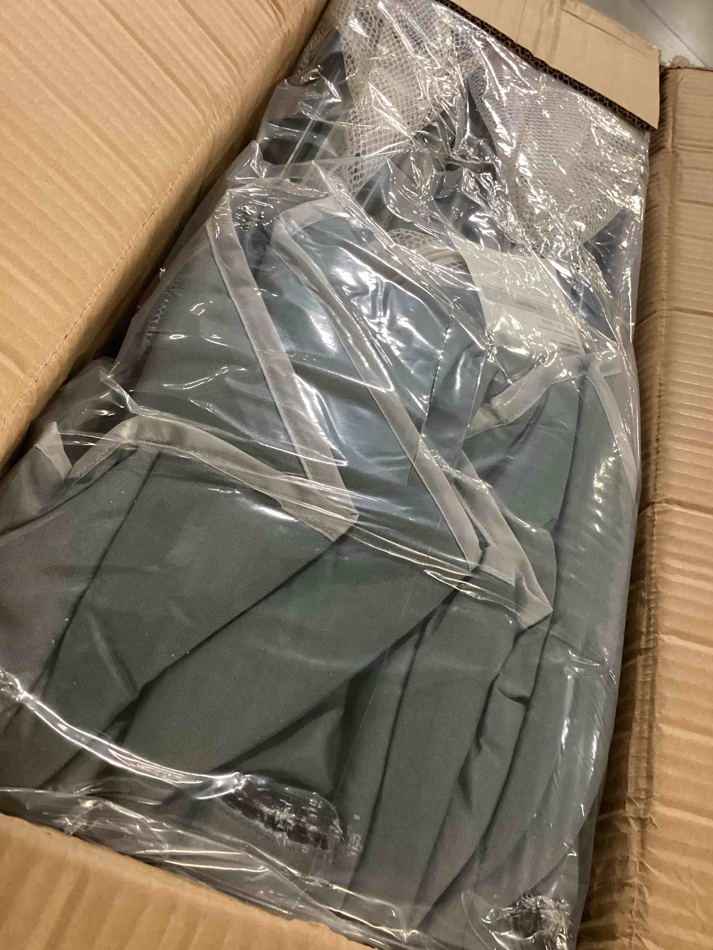 https://s3.amazonaws.com/lotting-images-prod/bidfta/GRA2471180_1746543377137.jpeg