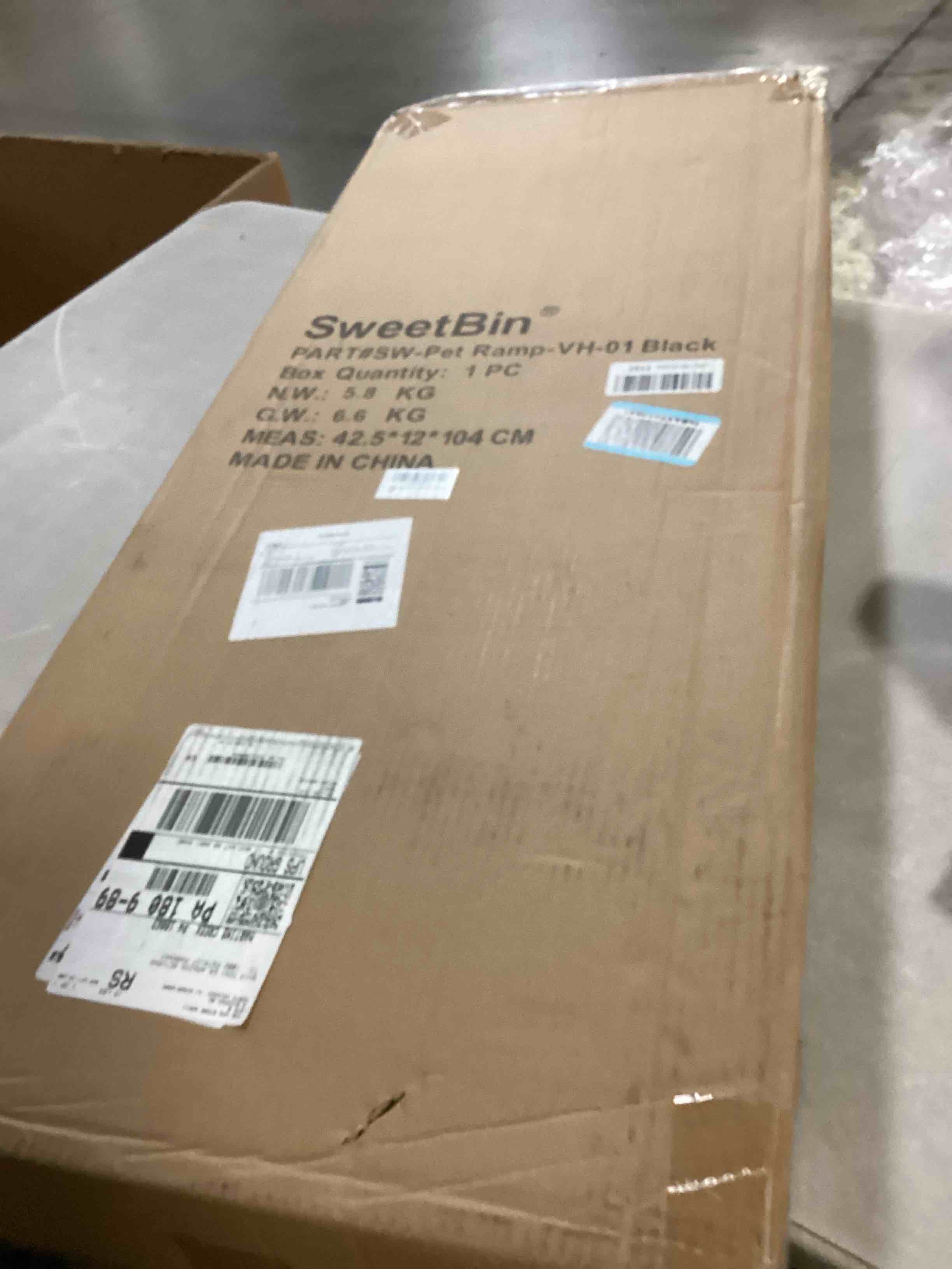 https://s3.amazonaws.com/lotting-images-prod/bidfta/GRA2471191_1746545463452.jpeg