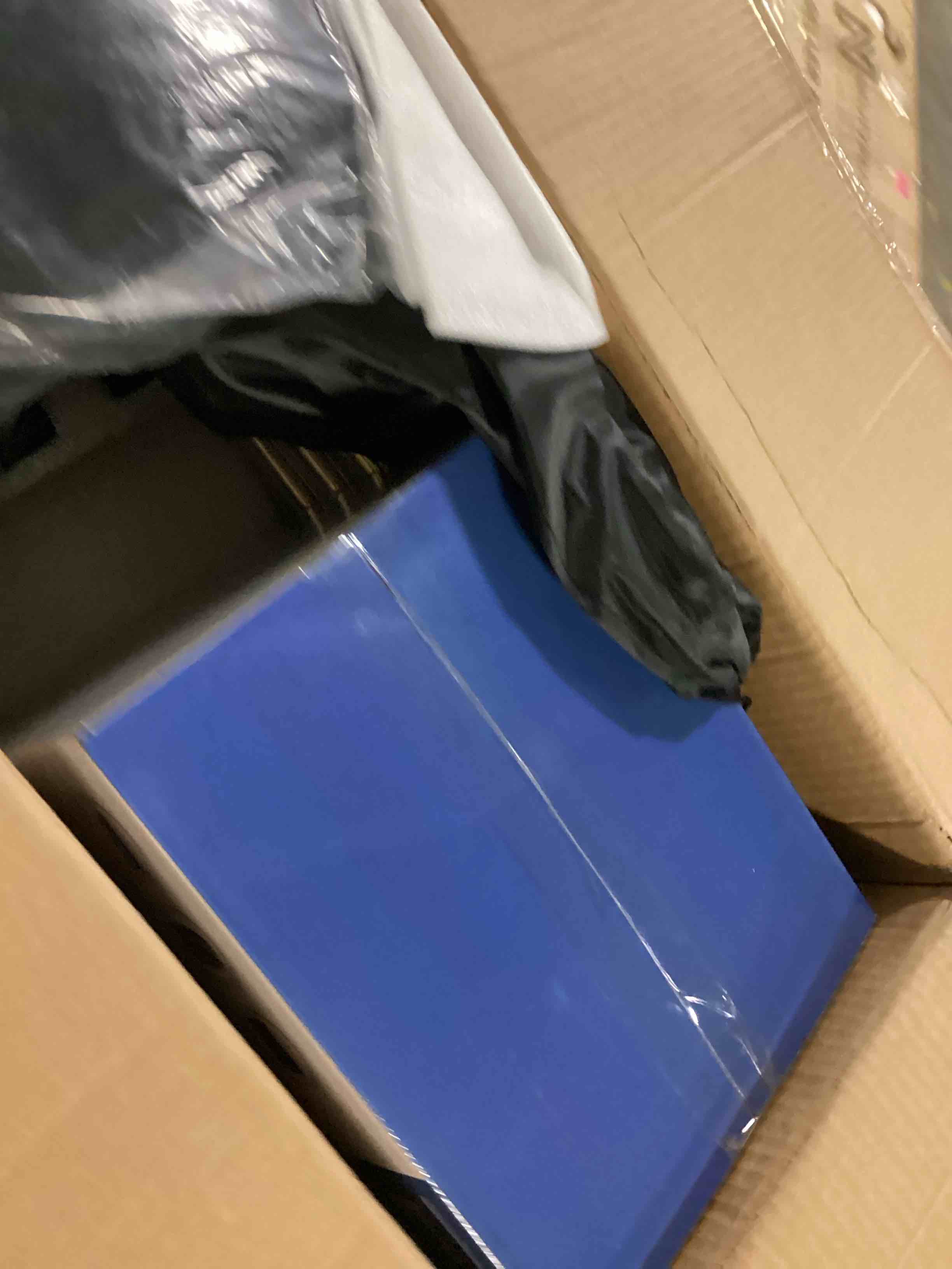 https://s3.amazonaws.com/lotting-images-prod/bidfta/GRA2471457_1746730359518.jpeg