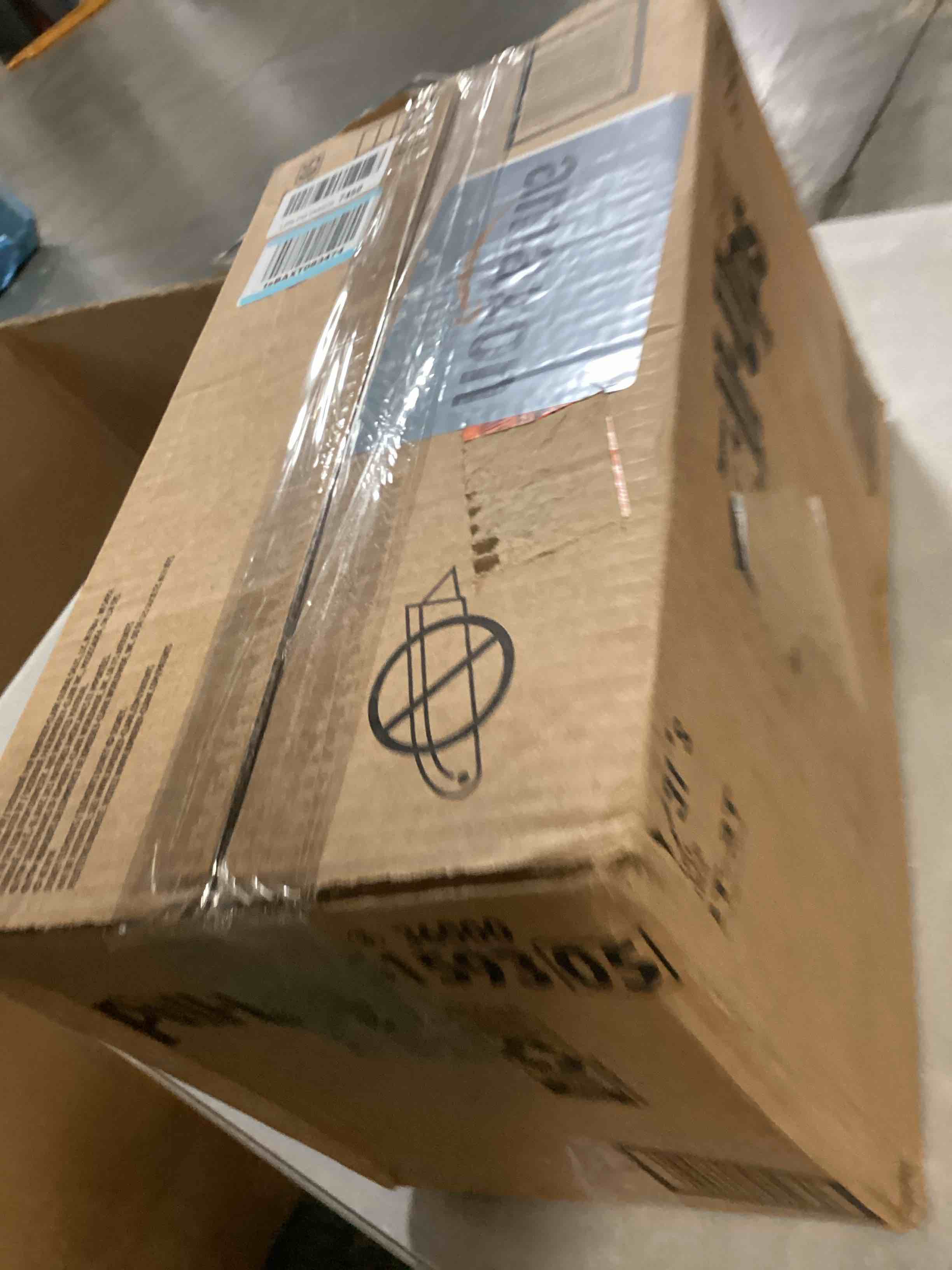 https://s3.amazonaws.com/lotting-images-prod/bidfta/GRA2471507_1746795196382.jpeg
