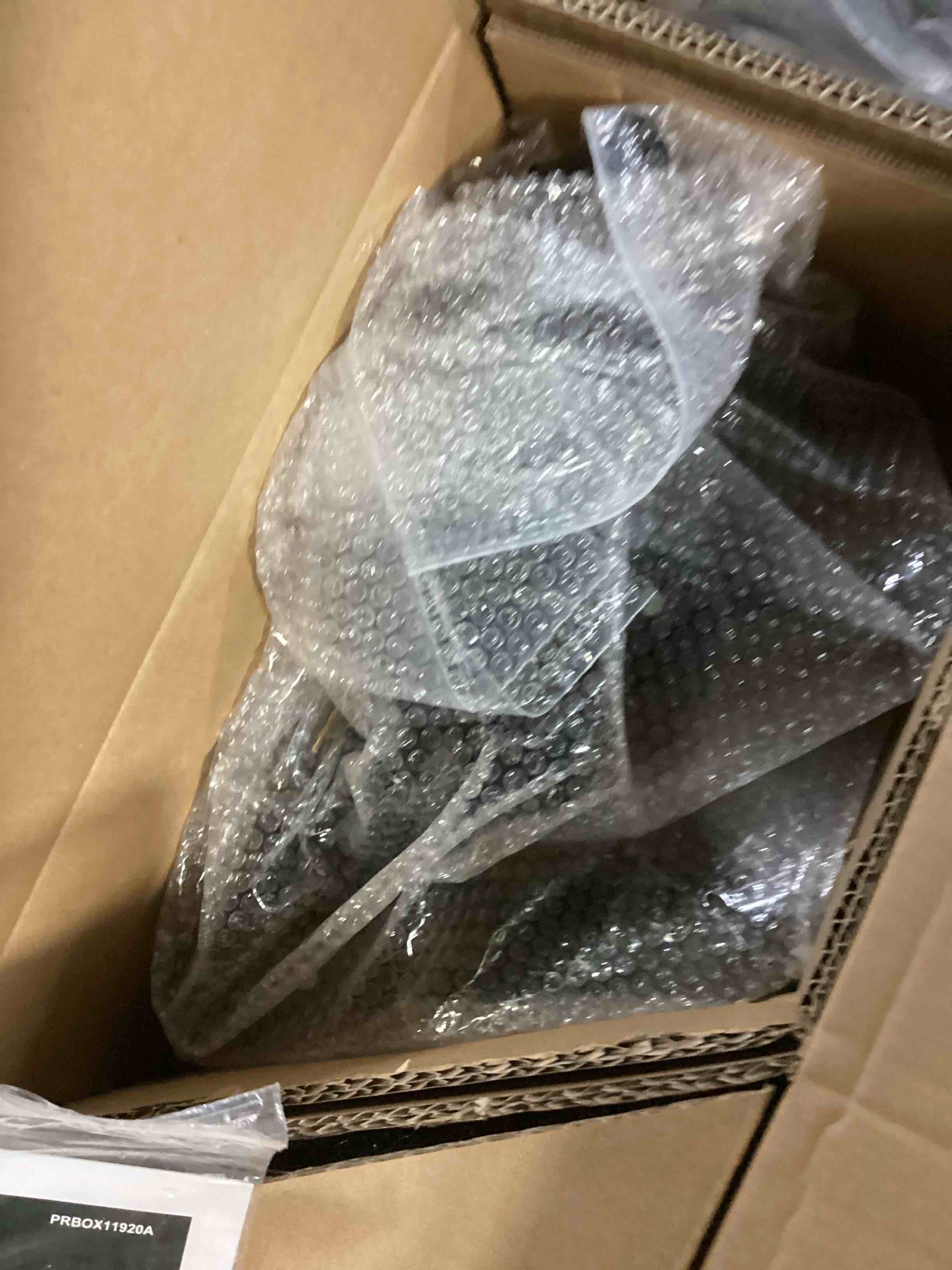 https://s3.amazonaws.com/lotting-images-prod/bidfta/GRA2471518_1746796763277.jpeg