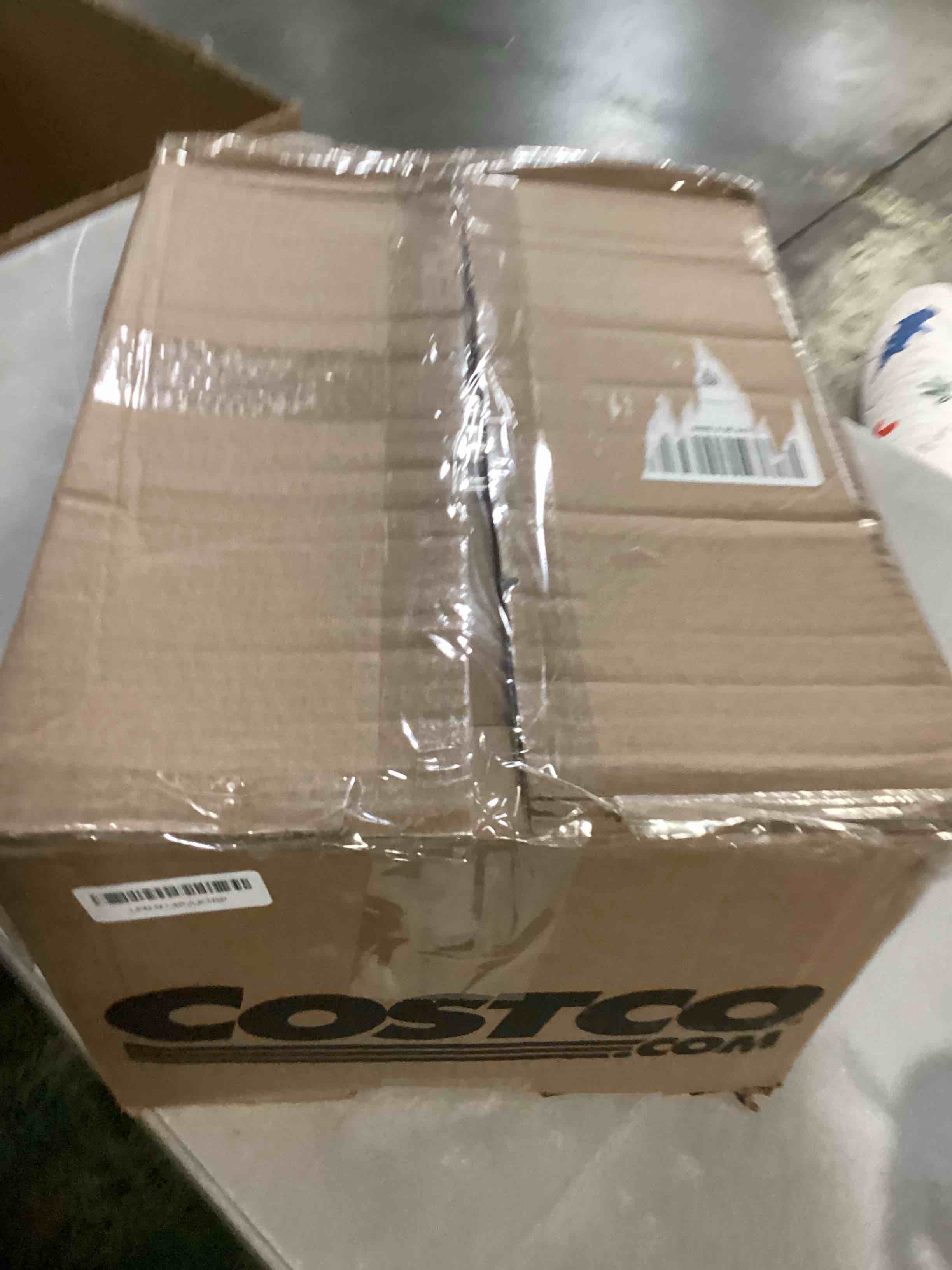 https://s3.amazonaws.com/lotting-images-prod/bidfta/GRA2471529_1746800933542.jpeg