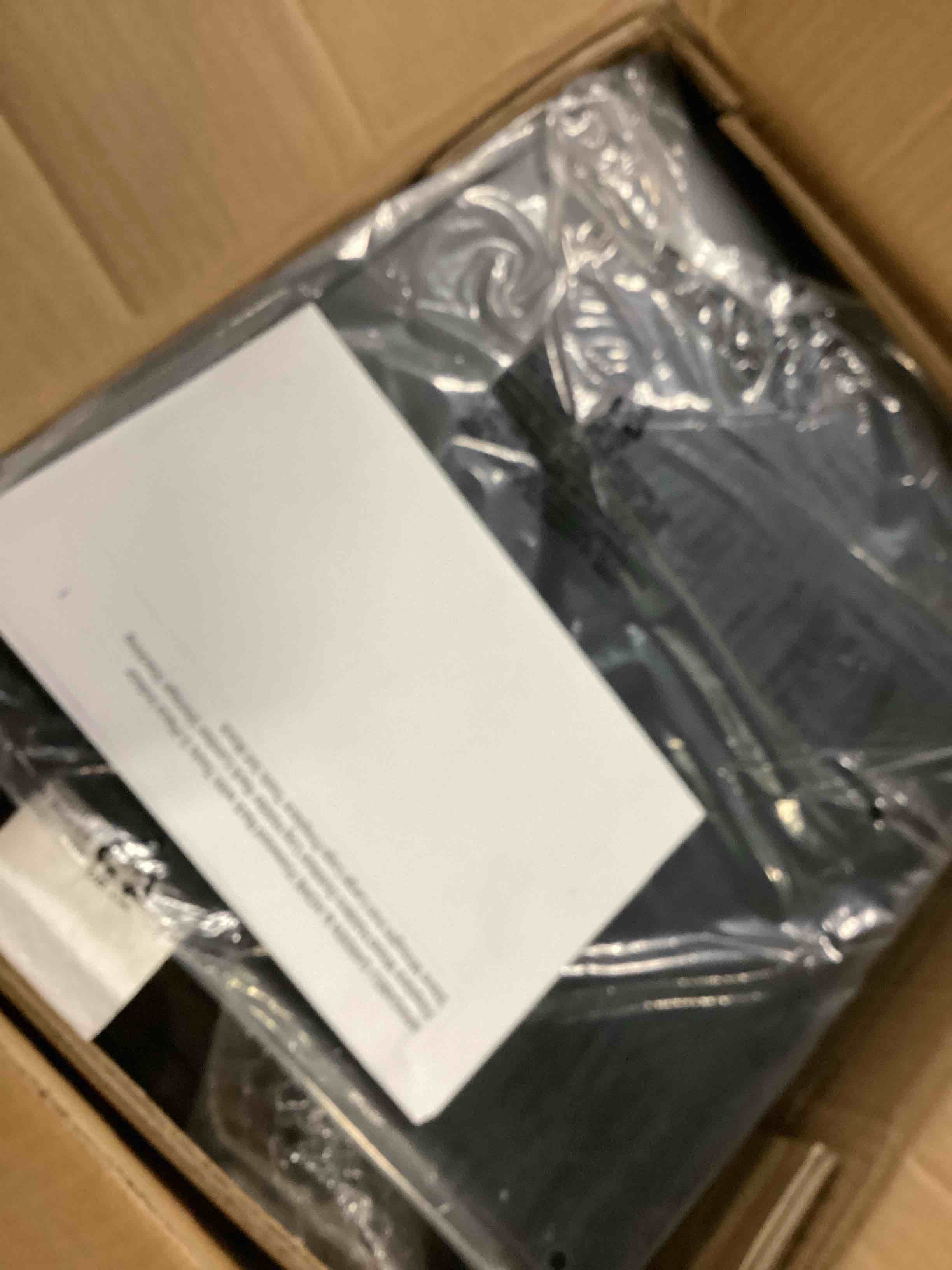 https://s3.amazonaws.com/lotting-images-prod/bidfta/GRA2471692_1747061329186.jpeg