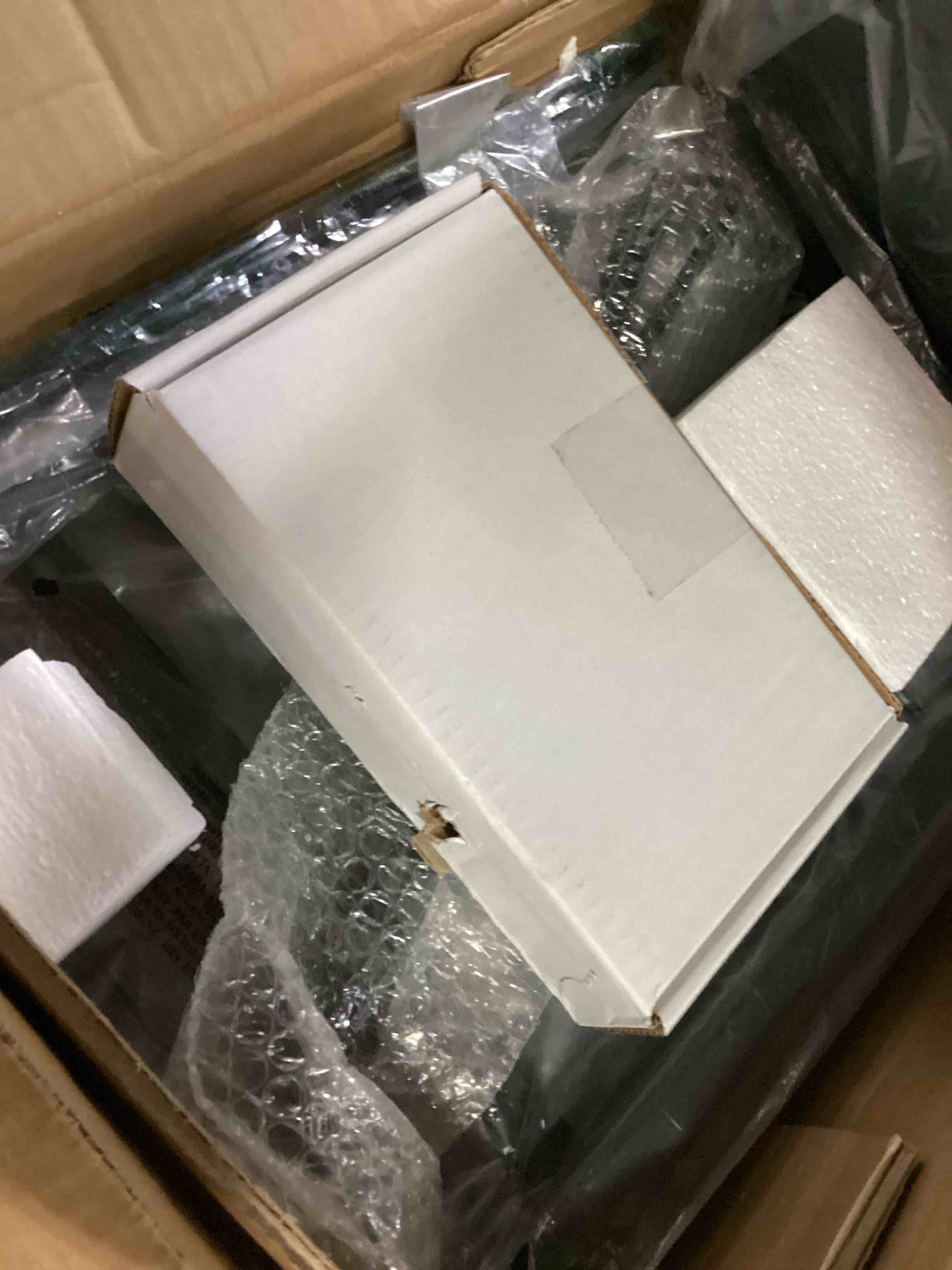 https://s3.amazonaws.com/lotting-images-prod/bidfta/GRA2471692_1747061332372.jpeg
