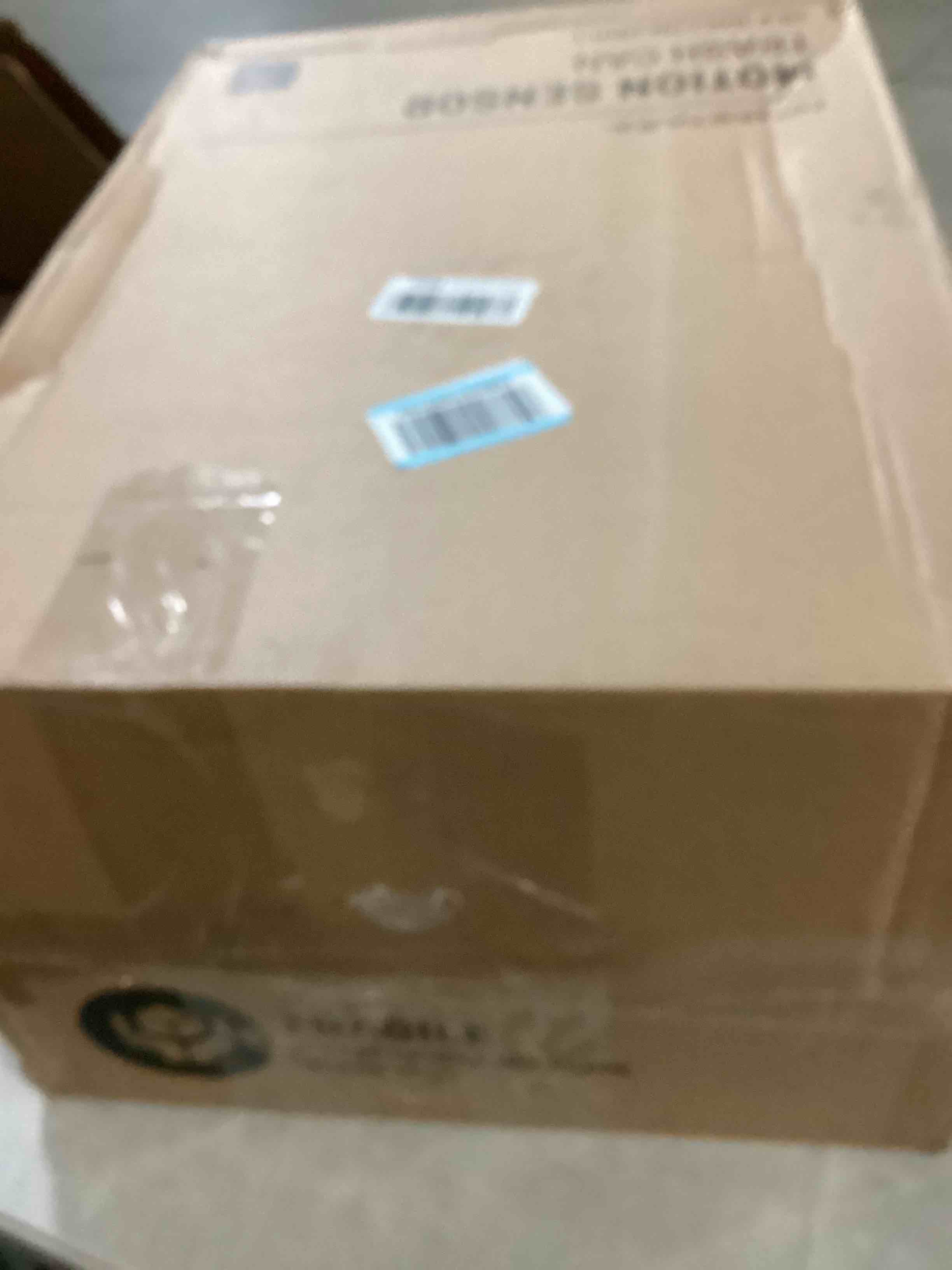 https://s3.amazonaws.com/lotting-images-prod/bidfta/GRA2472202_1747333817844.jpeg