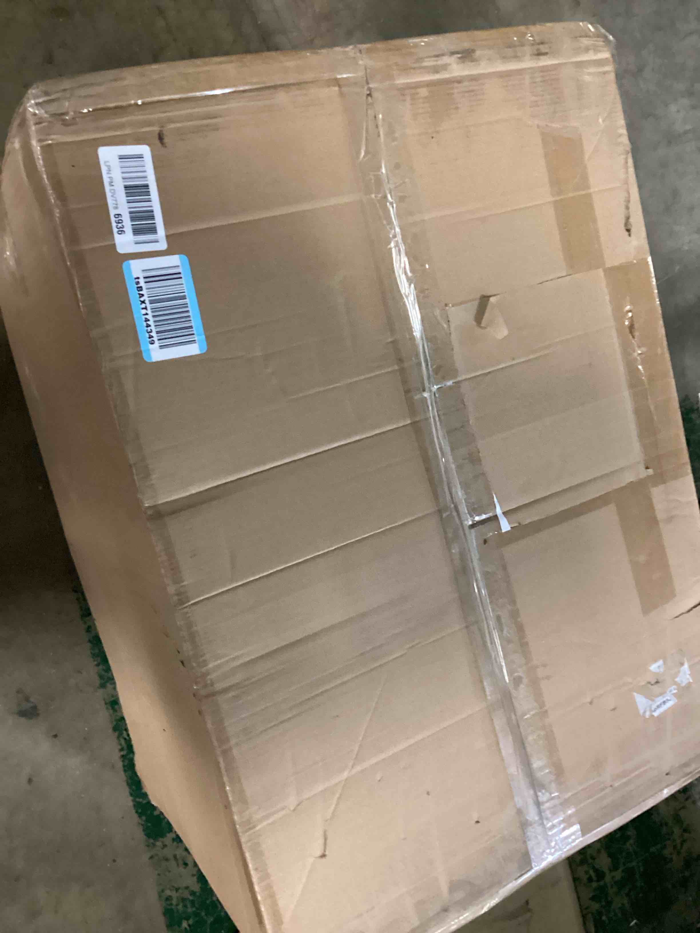 https://s3.amazonaws.com/lotting-images-prod/bidfta/GRA2472271_1747399367162.jpeg