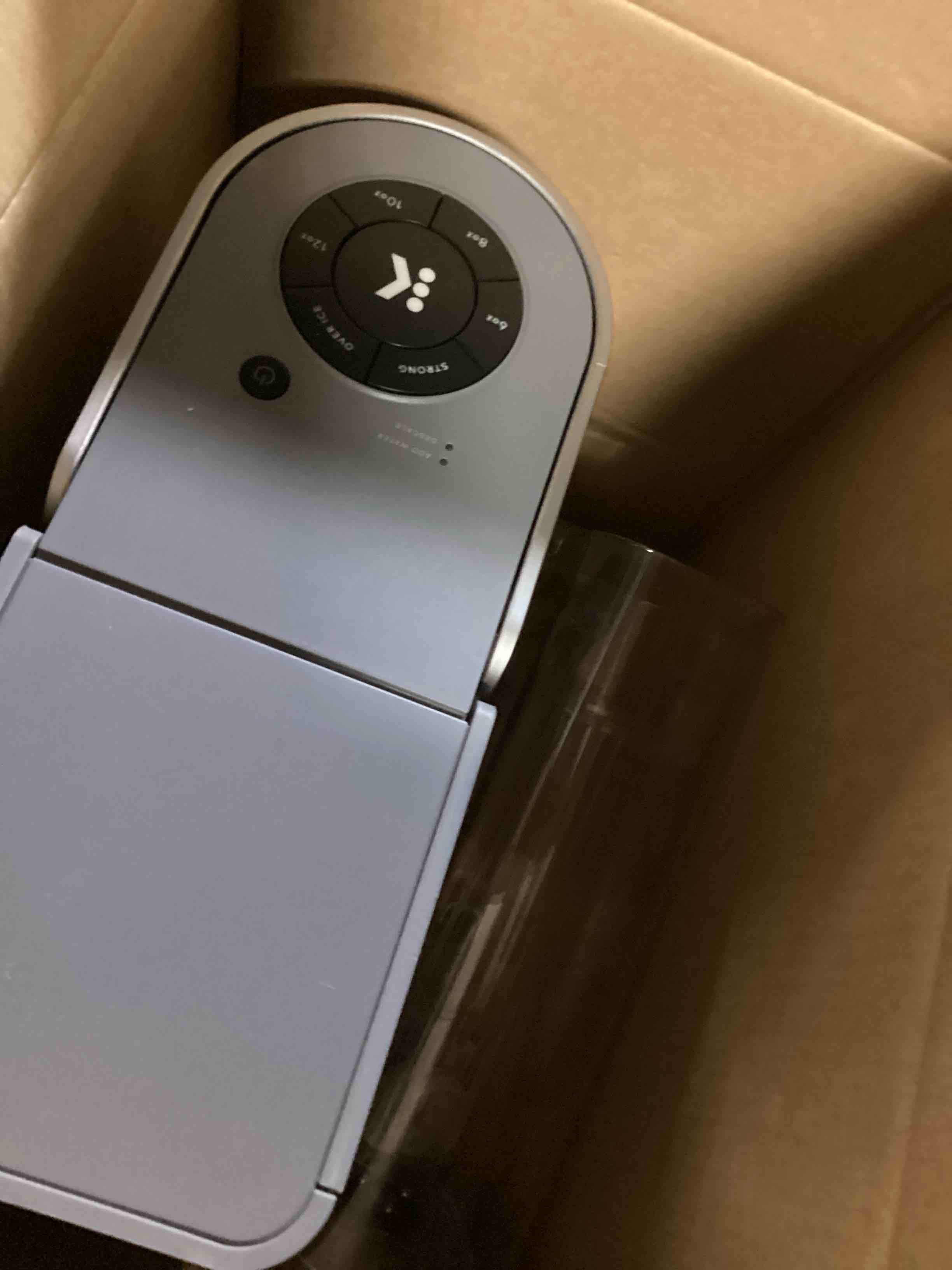 https://s3.amazonaws.com/lotting-images-prod/bidfta/GRA2472290_1747402075991.jpeg