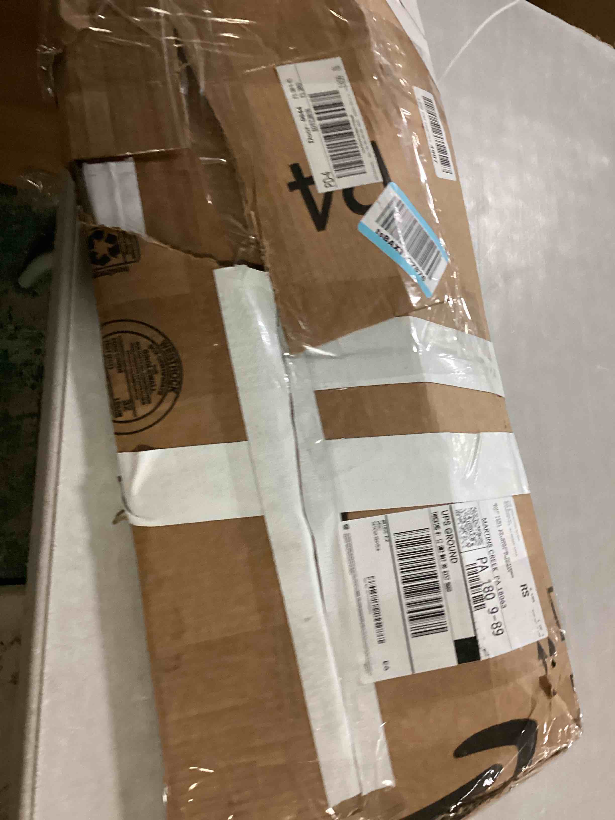 https://s3.amazonaws.com/lotting-images-prod/bidfta/GRA2472314_1747406450409.jpeg
