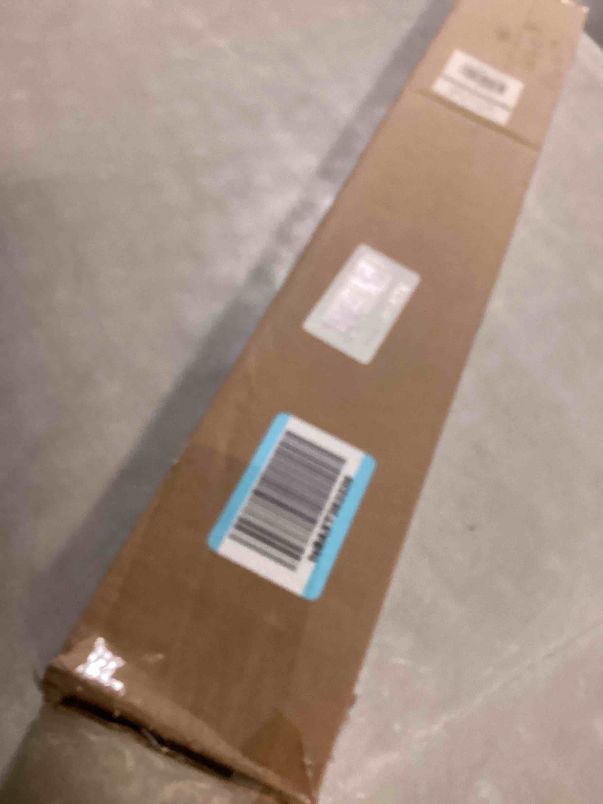 https://s3.amazonaws.com/lotting-images-prod/bidfta/GRA2472353_1747414608439.jpeg
