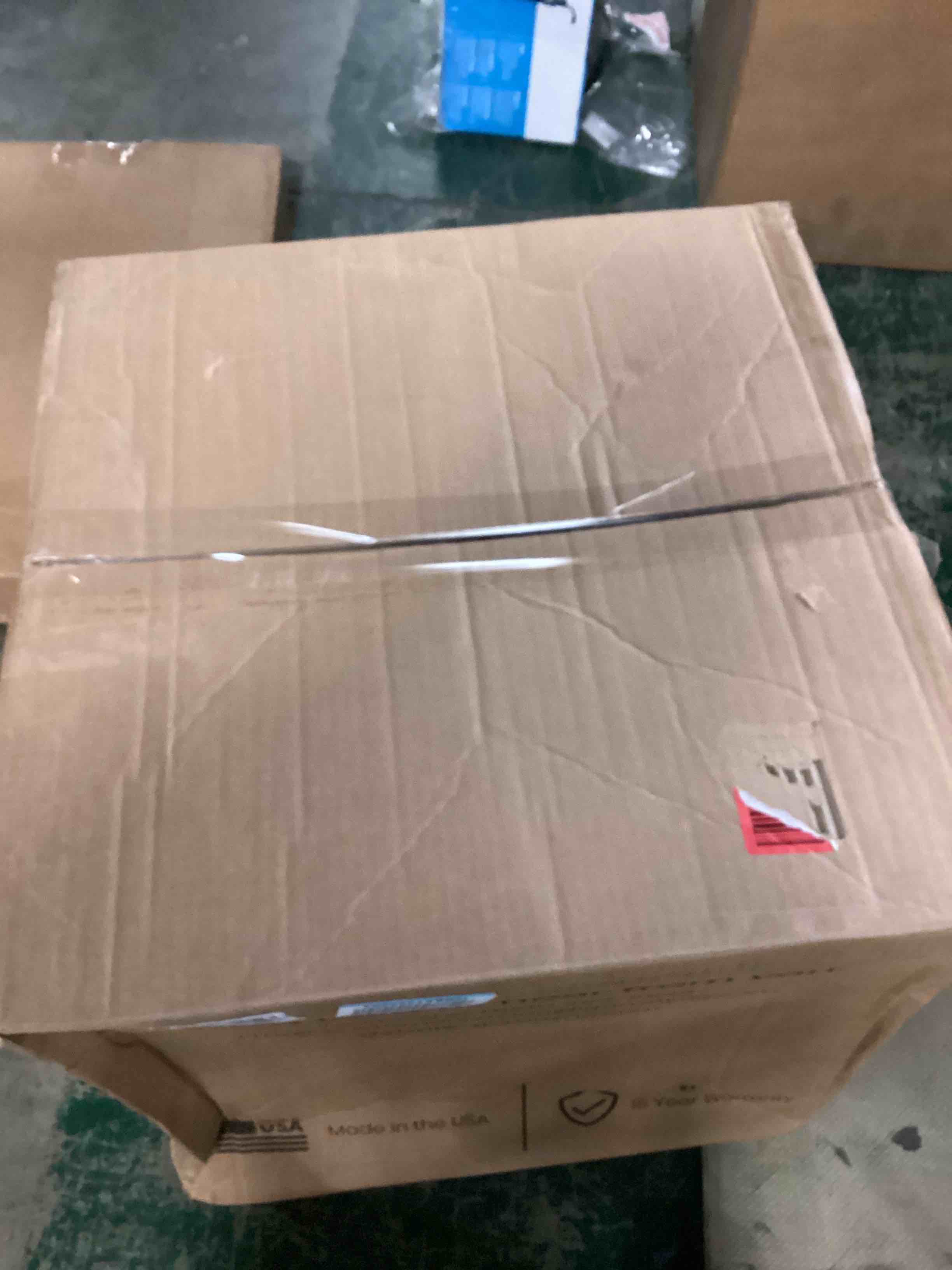 https://s3.amazonaws.com/lotting-images-prod/bidfta/GRA2472820_1747915257876.jpeg