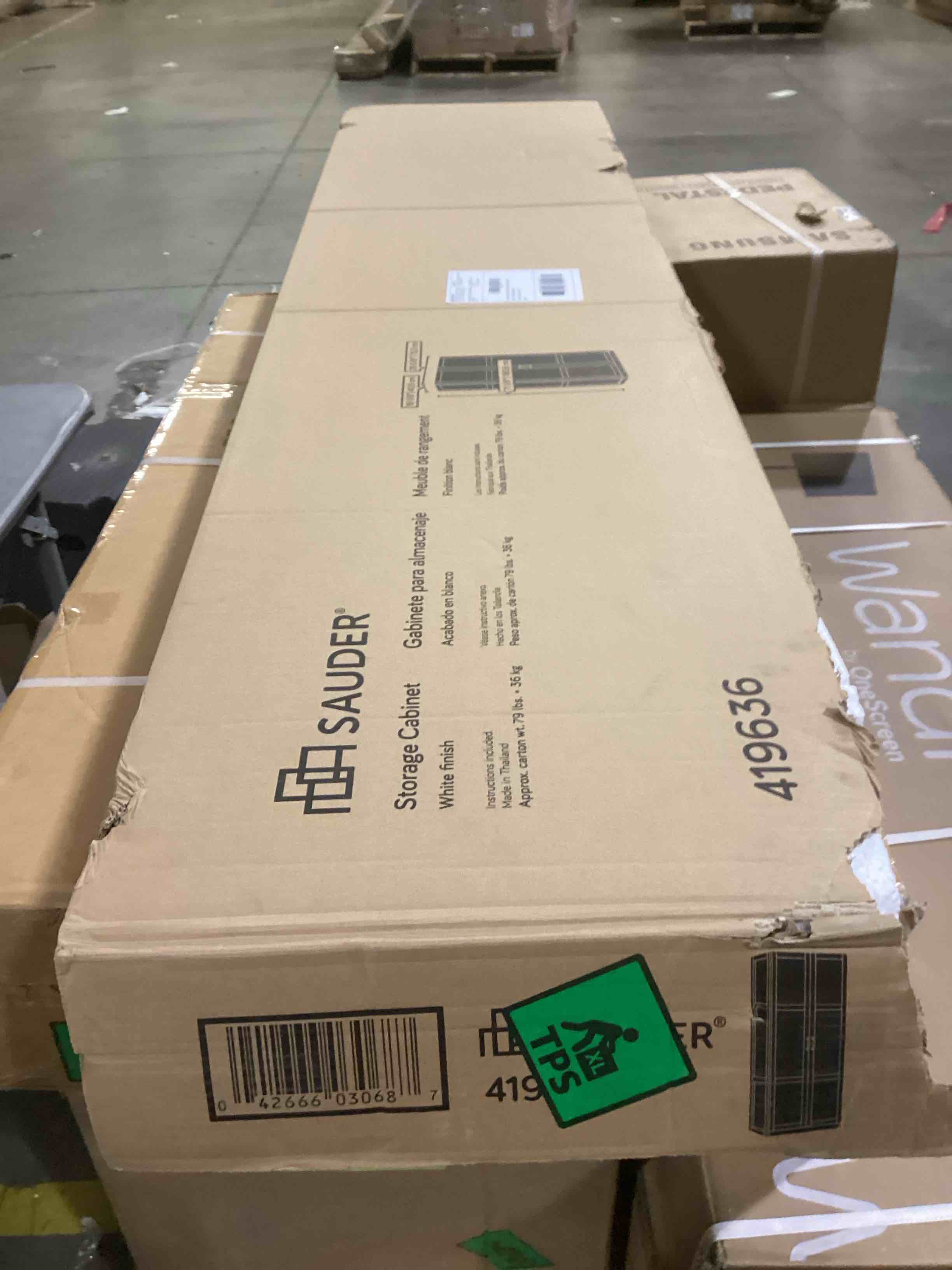 https://s3.amazonaws.com/lotting-images-prod/bidfta/GRA2473024_1745348548180.jpeg