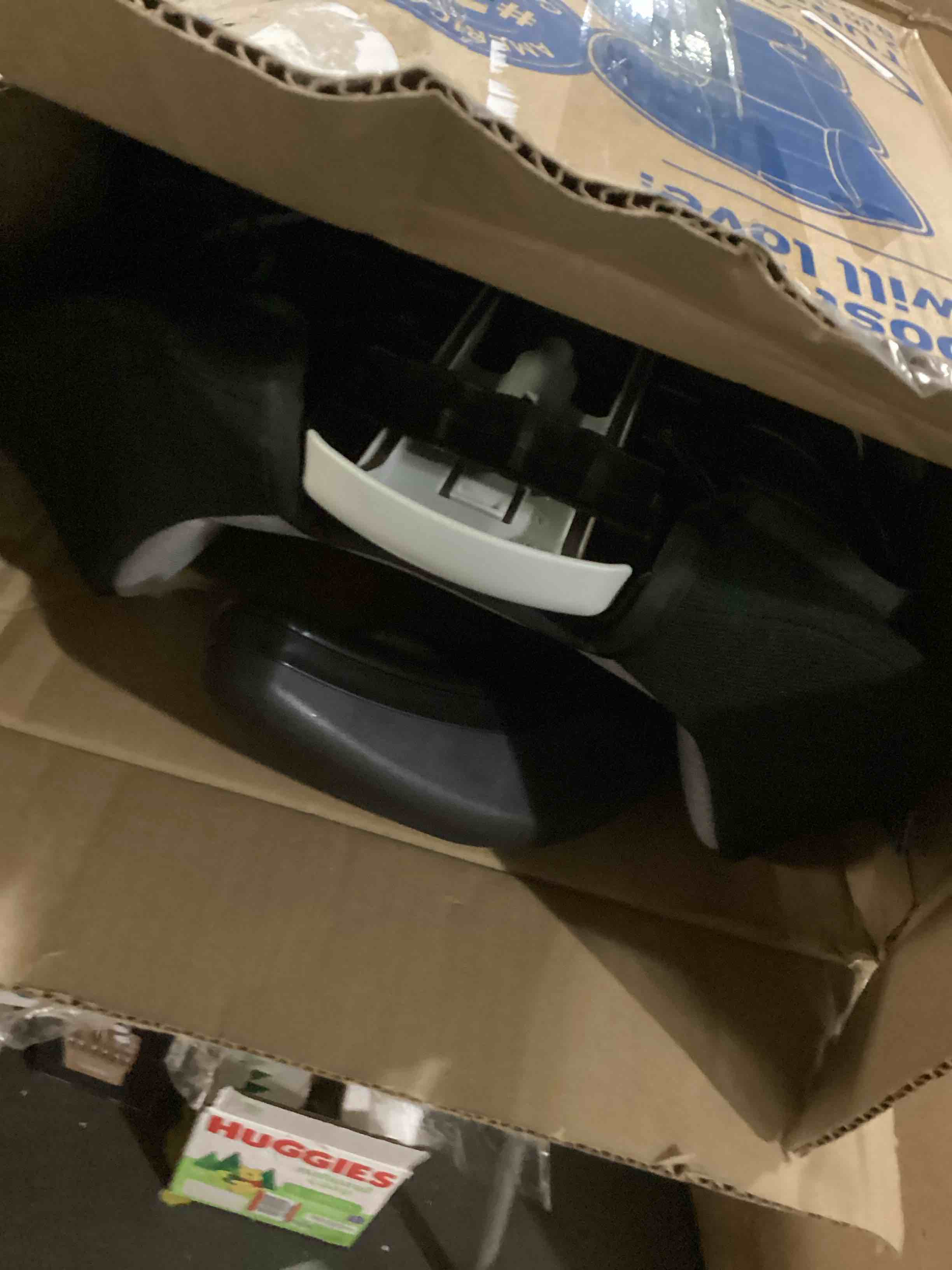 https://s3.amazonaws.com/lotting-images-prod/bidfta/GRA2473157_1745506814889.jpeg