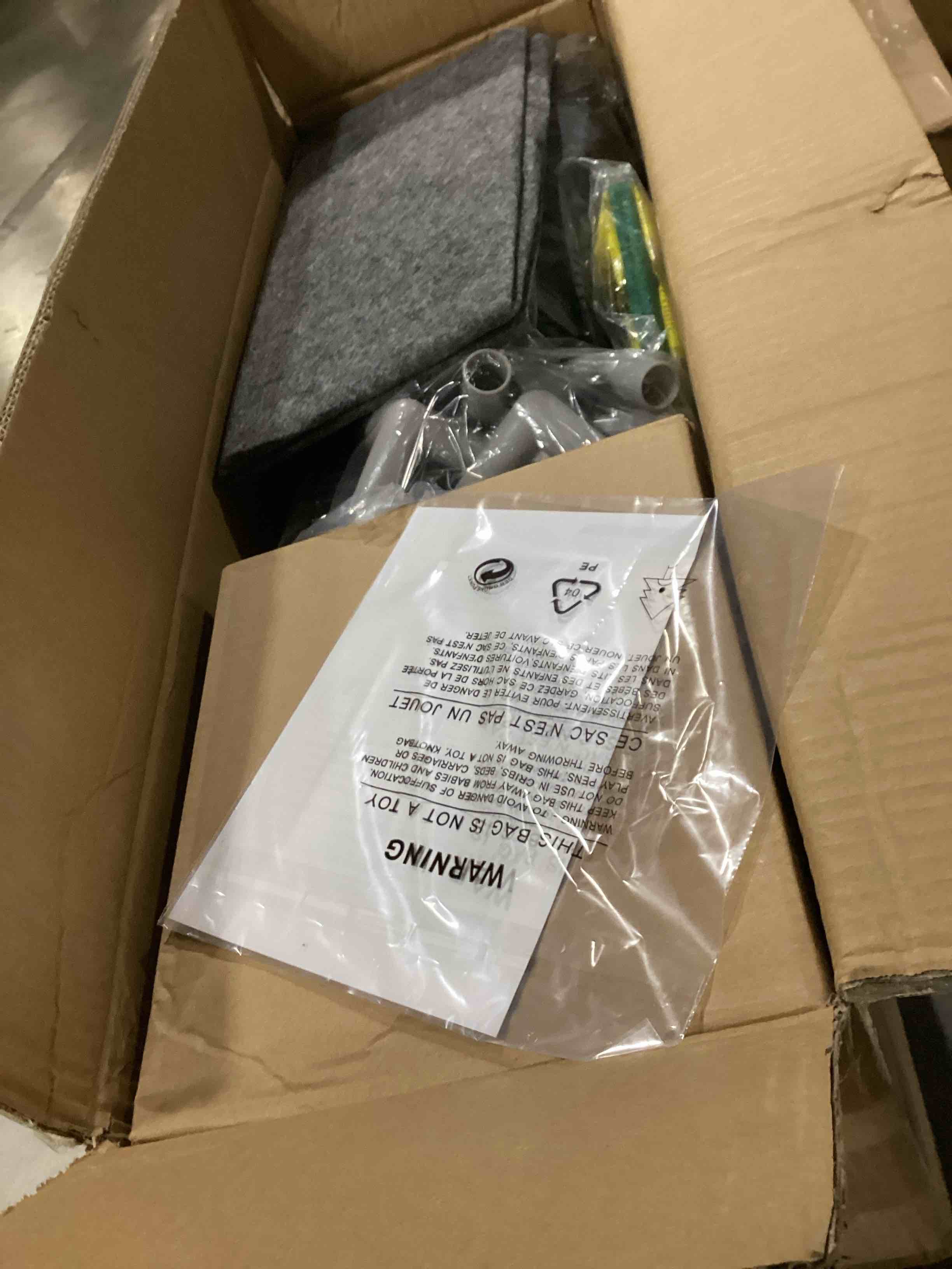https://s3.amazonaws.com/lotting-images-prod/bidfta/GRA2473164_1745504590380.jpeg