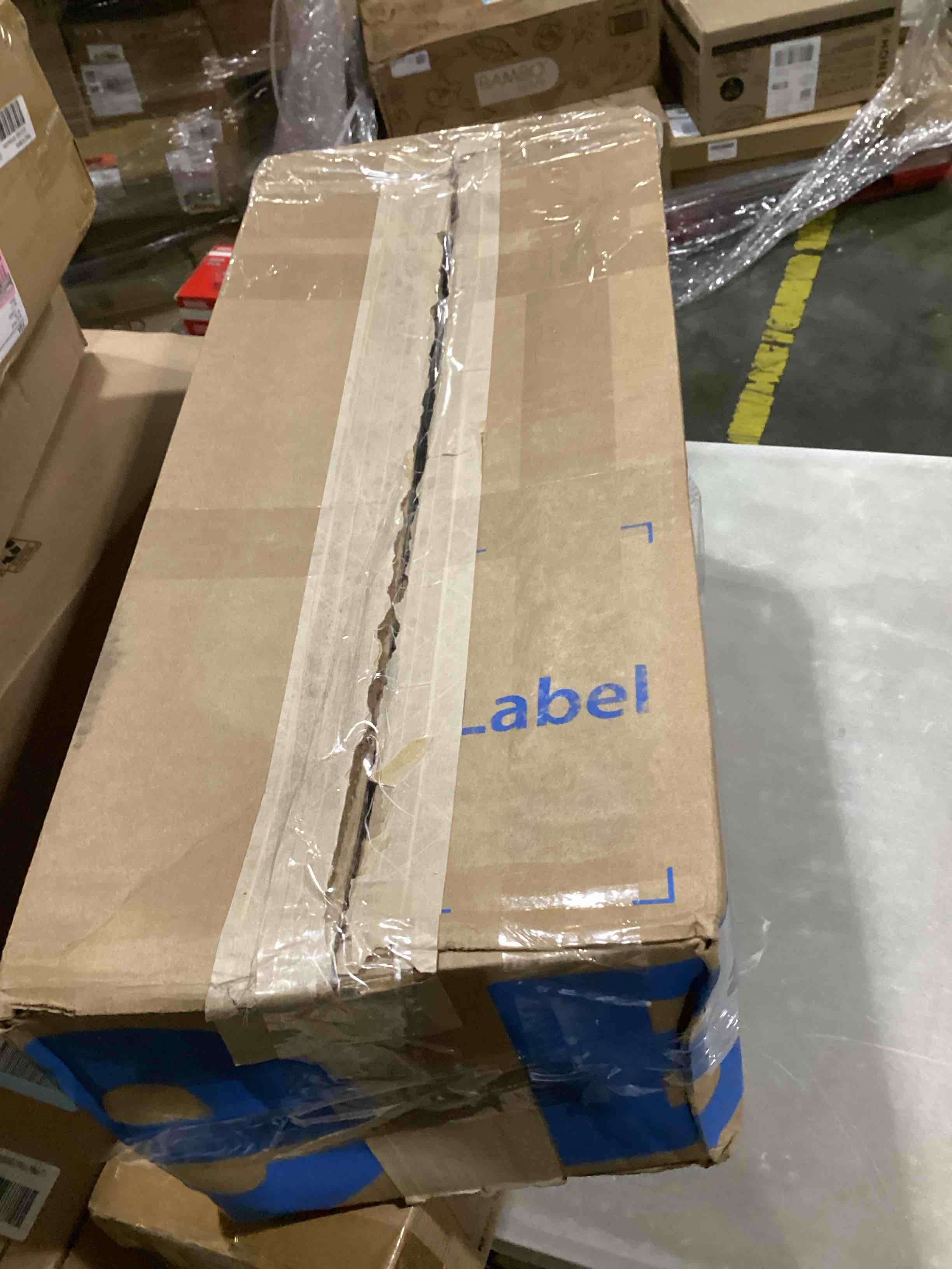 https://s3.amazonaws.com/lotting-images-prod/bidfta/GRA2473303_1745842013229.jpeg