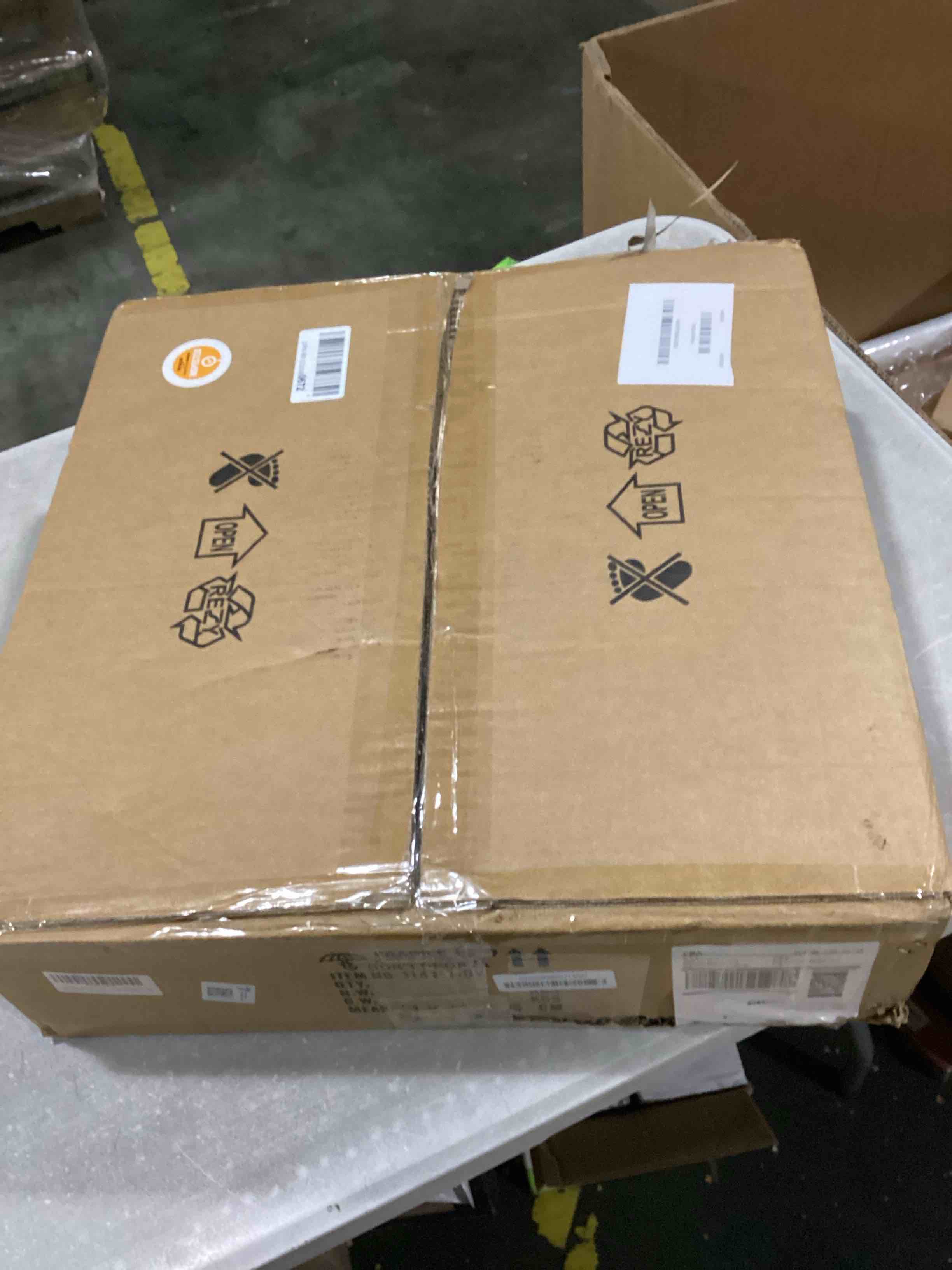 https://s3.amazonaws.com/lotting-images-prod/bidfta/GRA2473602_1746101789927.jpeg