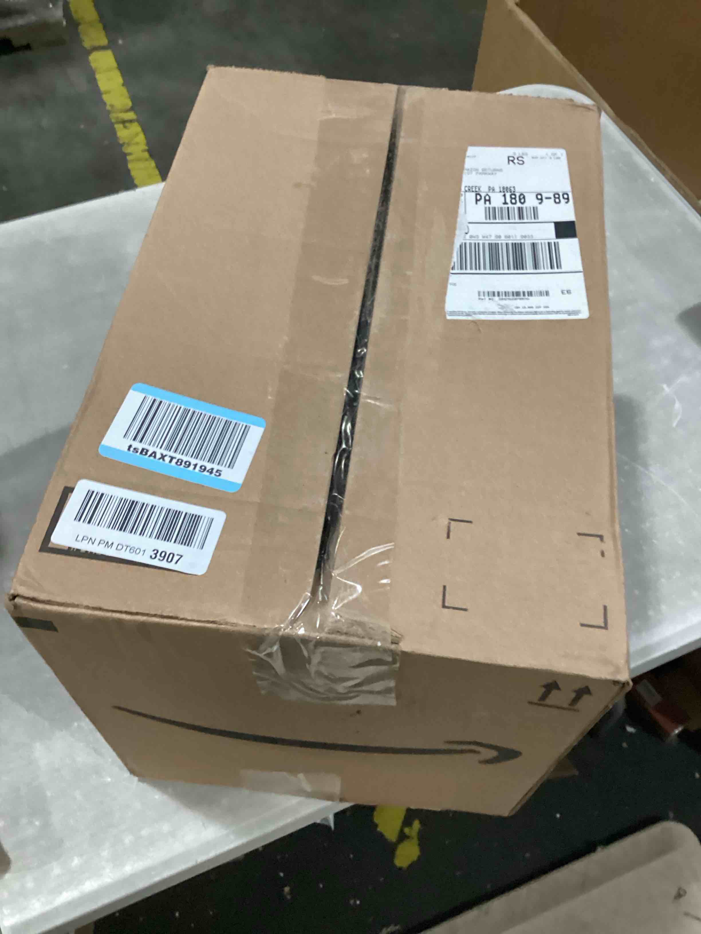 https://s3.amazonaws.com/lotting-images-prod/bidfta/GRA2473611_1746112952246.jpeg