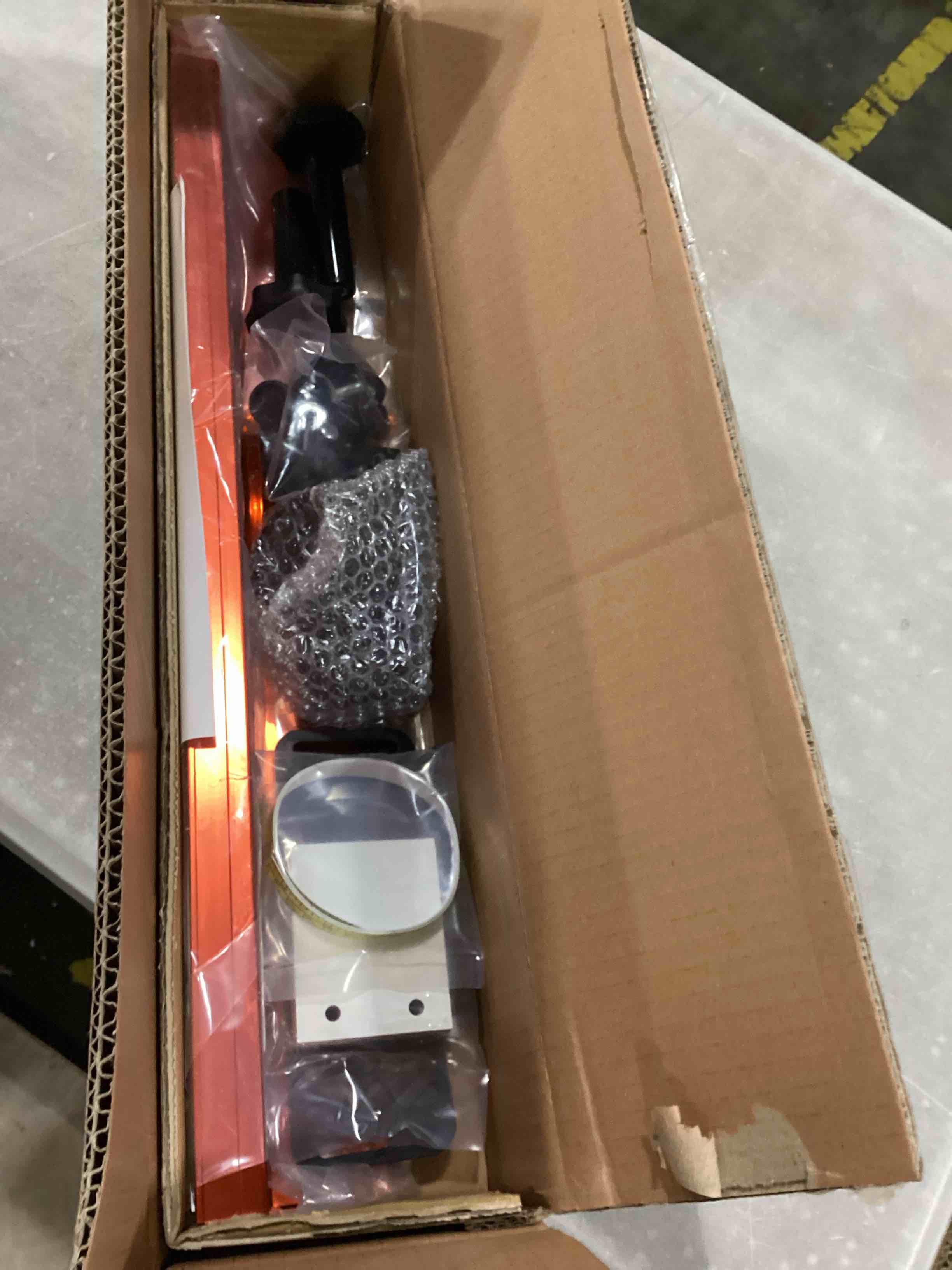 https://s3.amazonaws.com/lotting-images-prod/bidfta/GRA2473651_1746119910451.jpeg