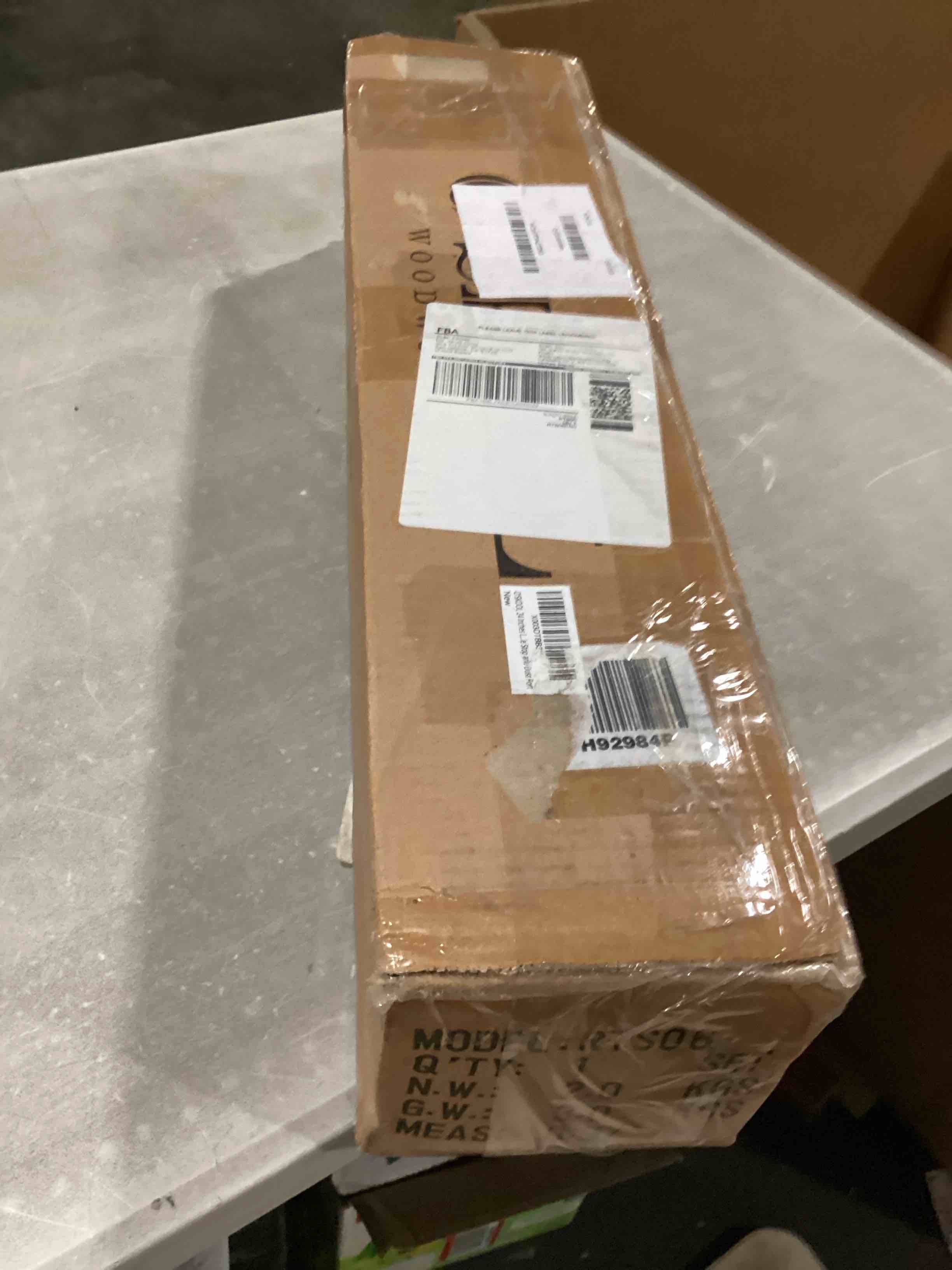 https://s3.amazonaws.com/lotting-images-prod/bidfta/GRA2473651_1746119952272.jpeg
