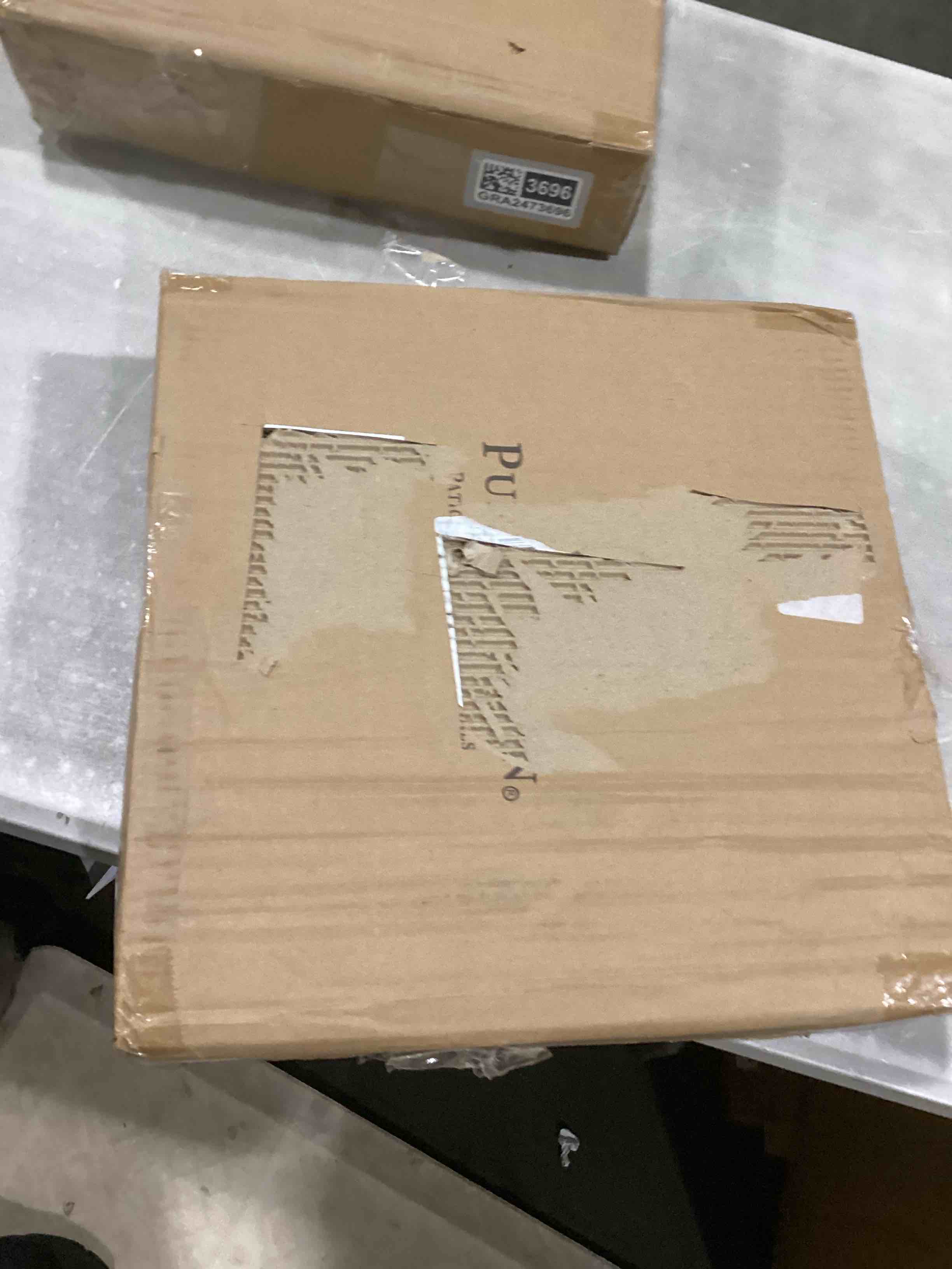 https://s3.amazonaws.com/lotting-images-prod/bidfta/GRA2473697_1746189934885.jpeg