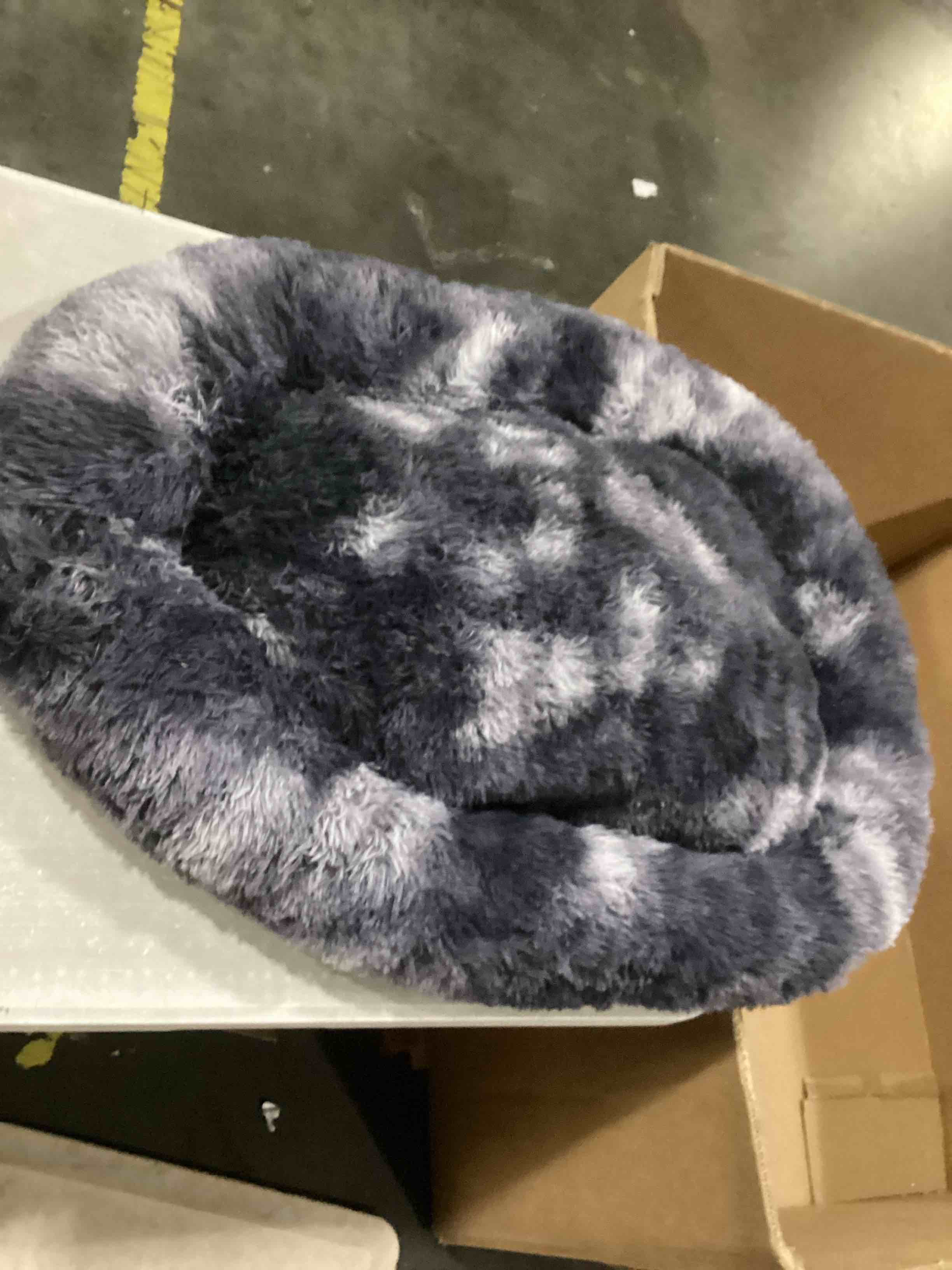 Condition photo showing Good Condition for Oval Calming Donut Cuddler Dog Bed,Shag Faux Fur Cat Bed Washable Round Pillow Pet Bed(30"/36"/43") for Small Medium Dogs (XL(36"x27"x7"), Grey2021)