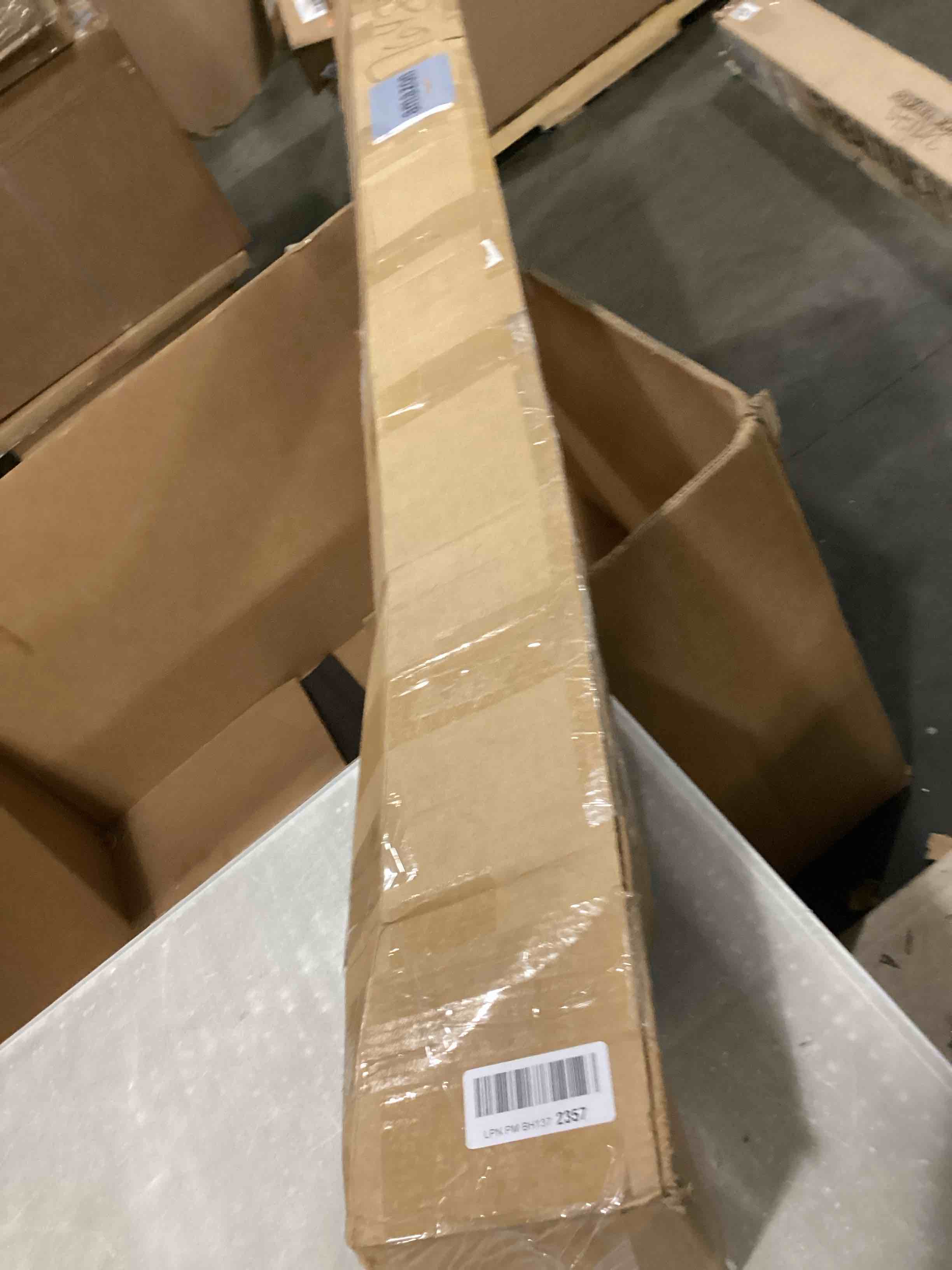 https://s3.amazonaws.com/lotting-images-prod/bidfta/GRA2473867_1746535490285.jpeg