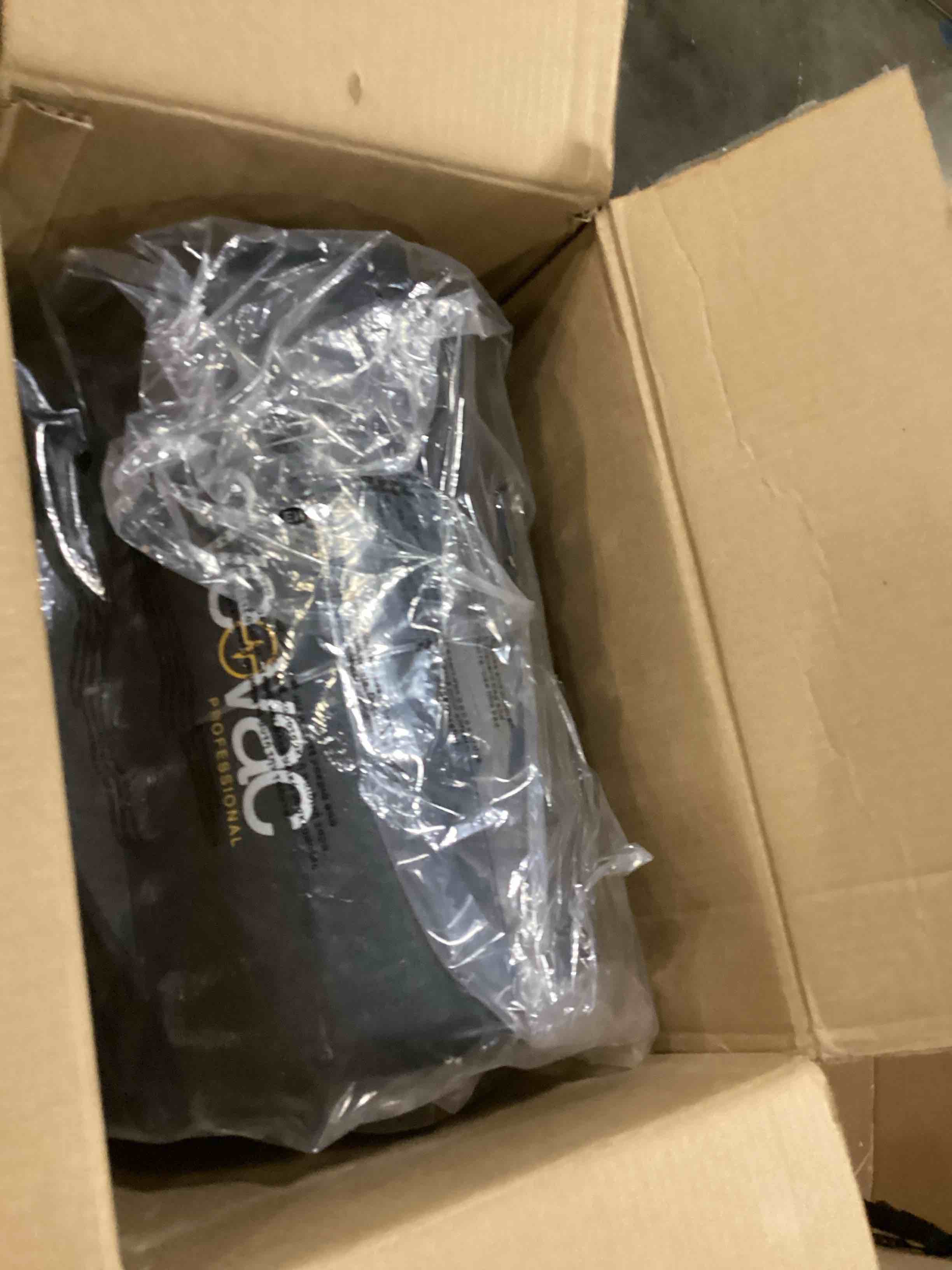 https://s3.amazonaws.com/lotting-images-prod/bidfta/GRA2474103_1747068387654.jpeg