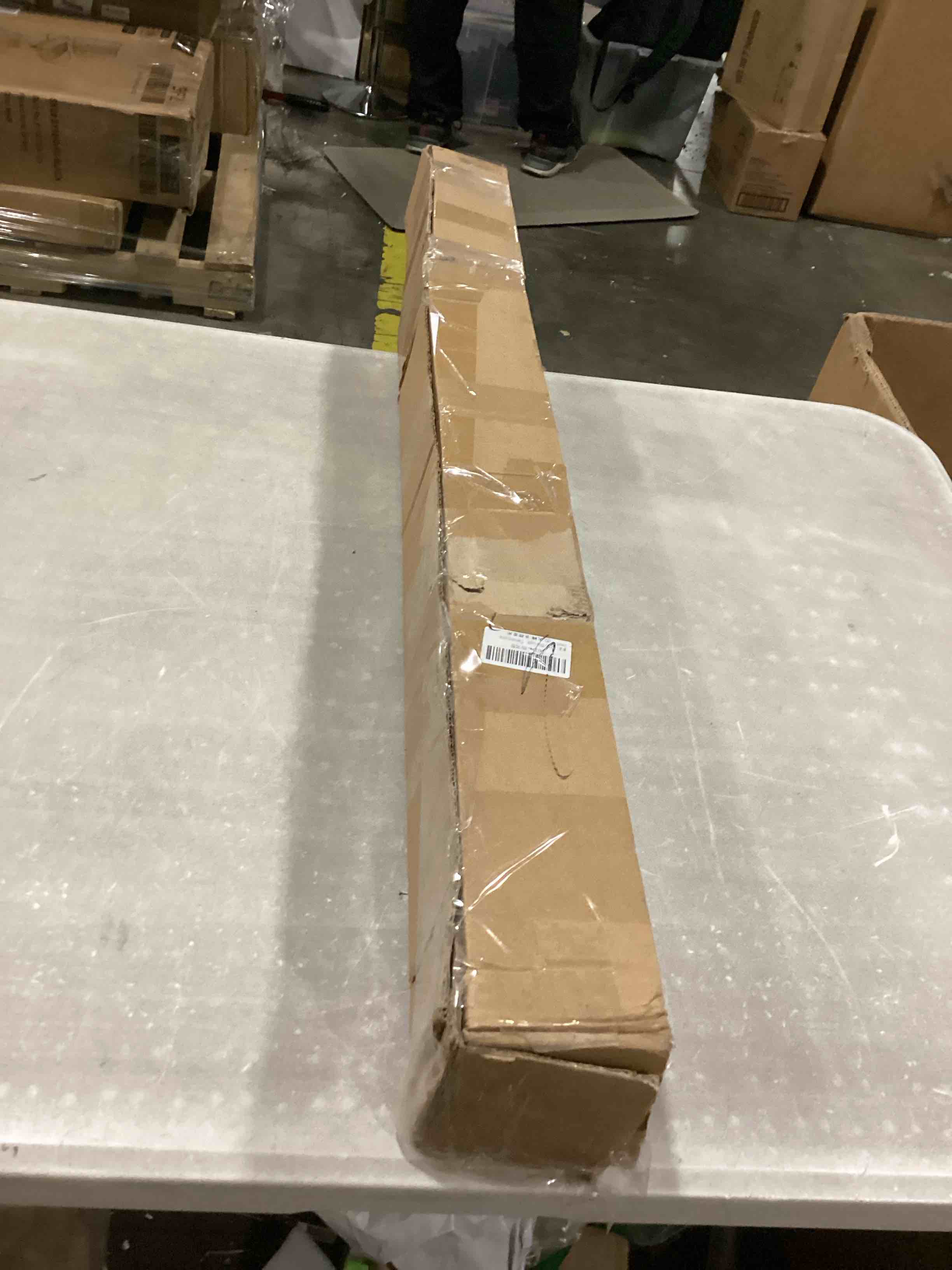 https://s3.amazonaws.com/lotting-images-prod/bidfta/GRA2474401_1747406403803.jpeg