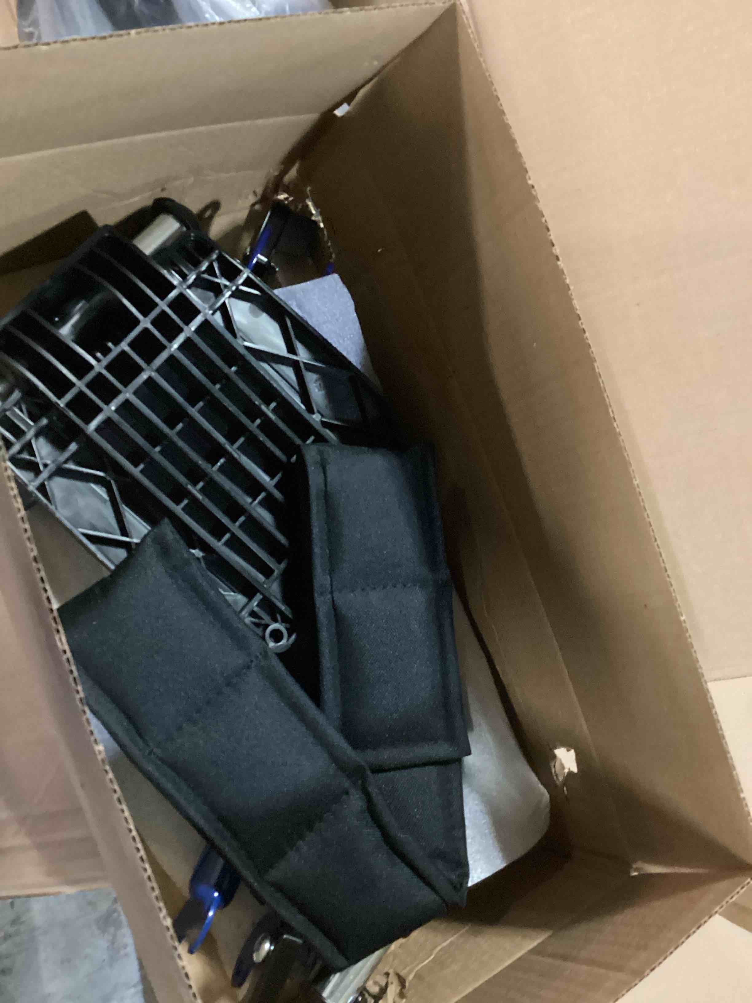 https://s3.amazonaws.com/lotting-images-prod/bidfta/GRA2474520_1747739376670.jpeg