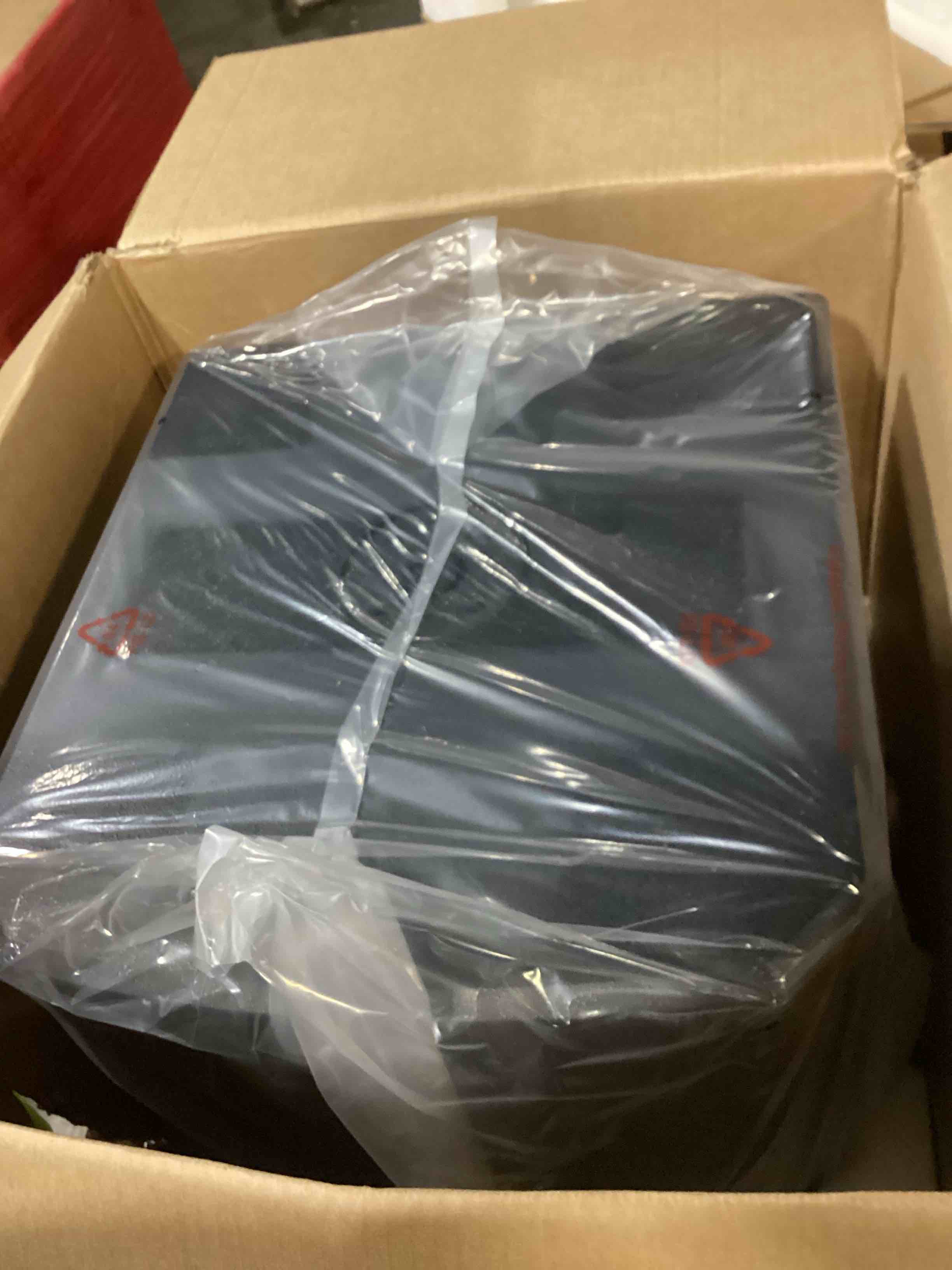 https://s3.amazonaws.com/lotting-images-prod/bidfta/GRA2474710_1747927089671.jpeg