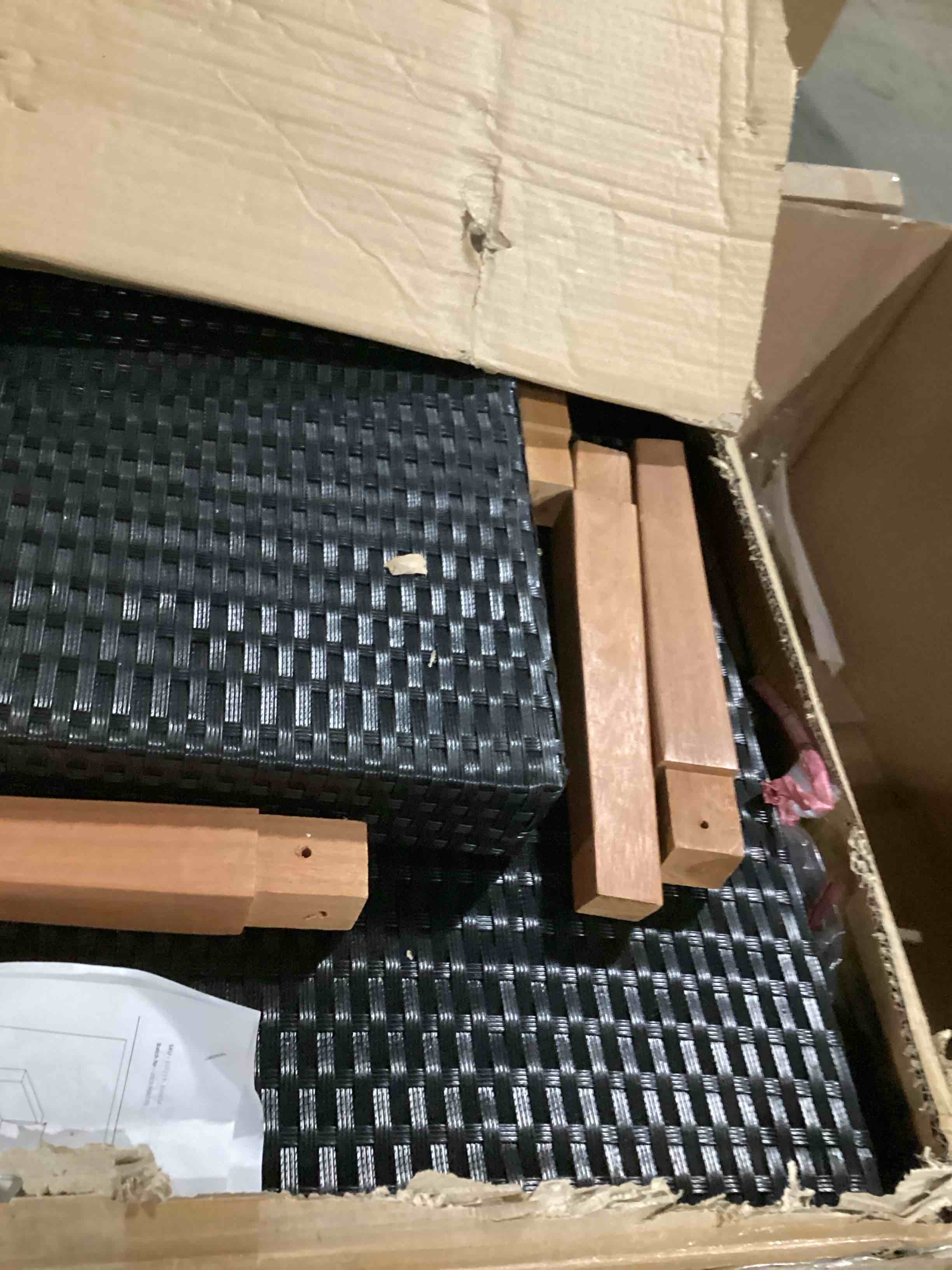 https://s3.amazonaws.com/lotting-images-prod/bidfta/GRA2476010_1746628060866.jpeg