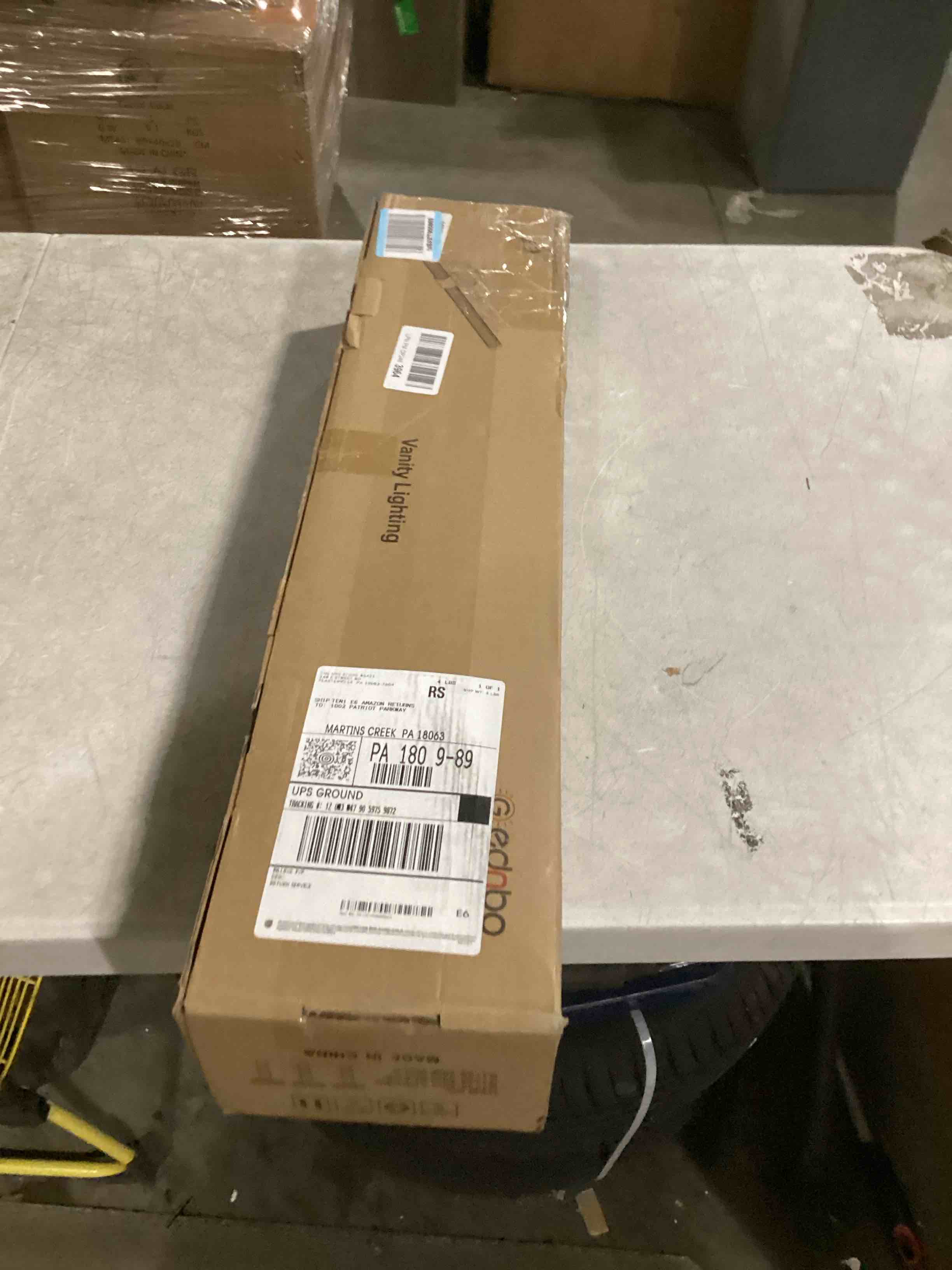 https://s3.amazonaws.com/lotting-images-prod/bidfta/GRA2476600_1747402385738.jpeg
