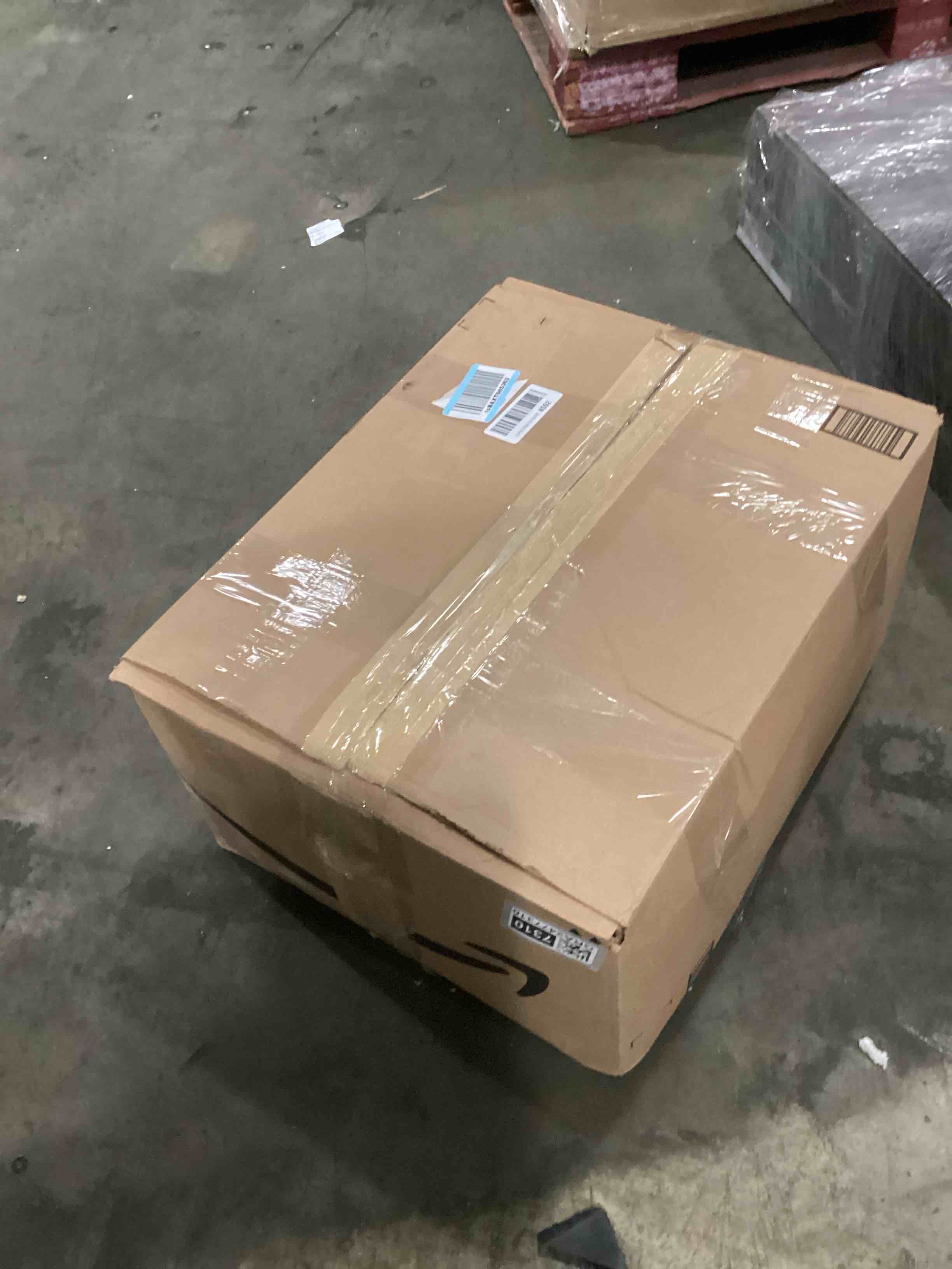 https://s3.amazonaws.com/lotting-images-prod/bidfta/GRA2477310_1749914293297.jpeg