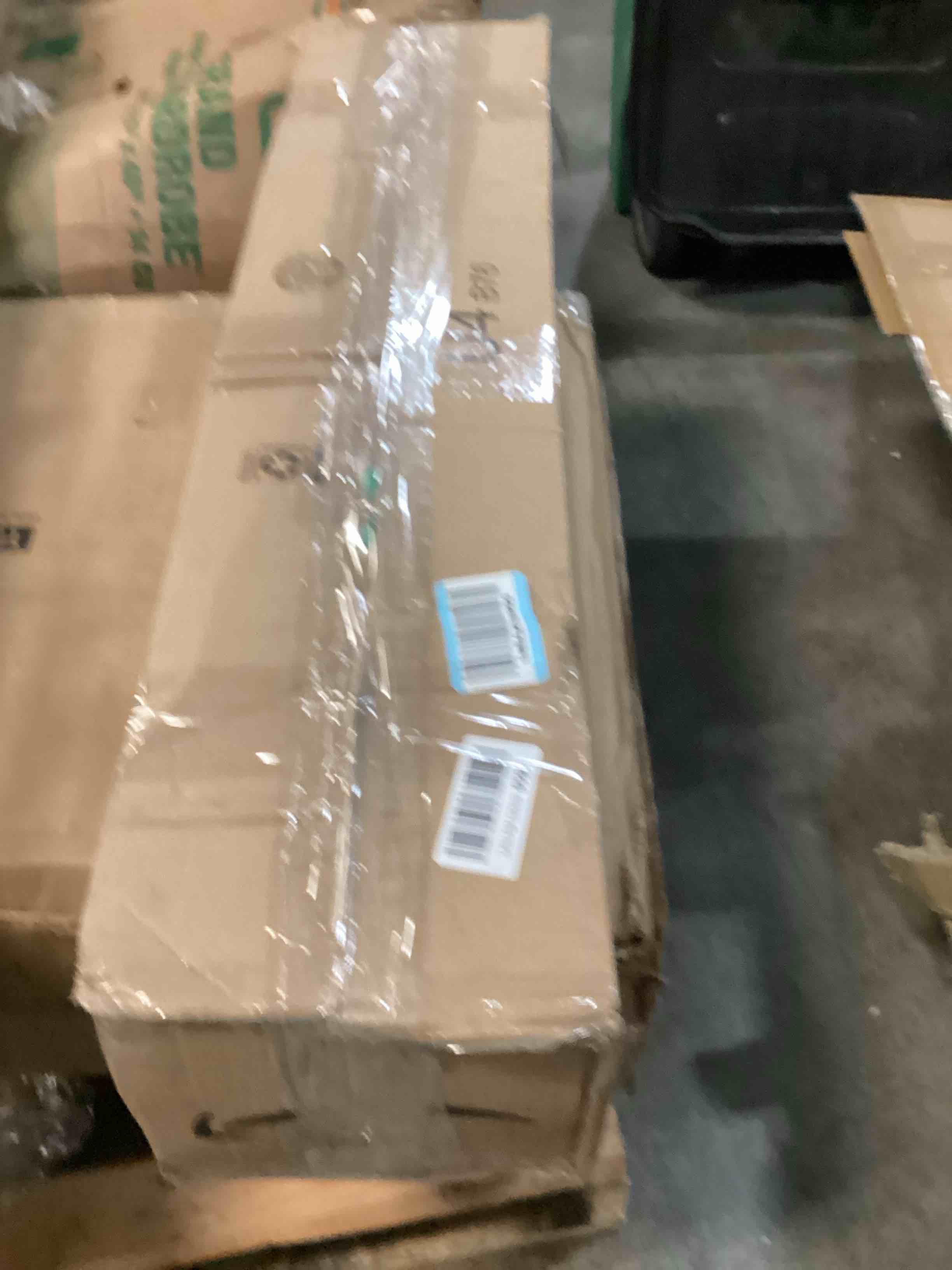https://s3.amazonaws.com/lotting-images-prod/bidfta/GRA2477484_1755609021014.jpeg