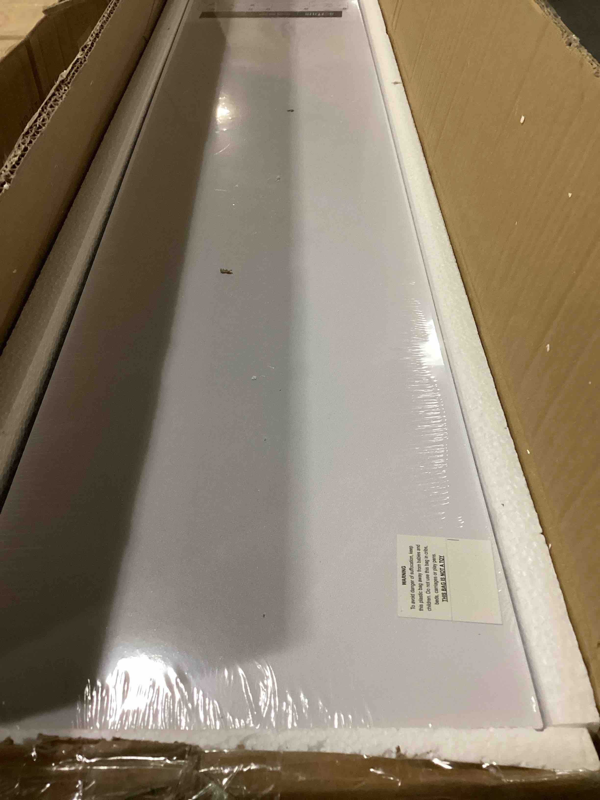 https://s3.amazonaws.com/lotting-images-prod/bidfta/GRA2477510_1755609853067.jpeg