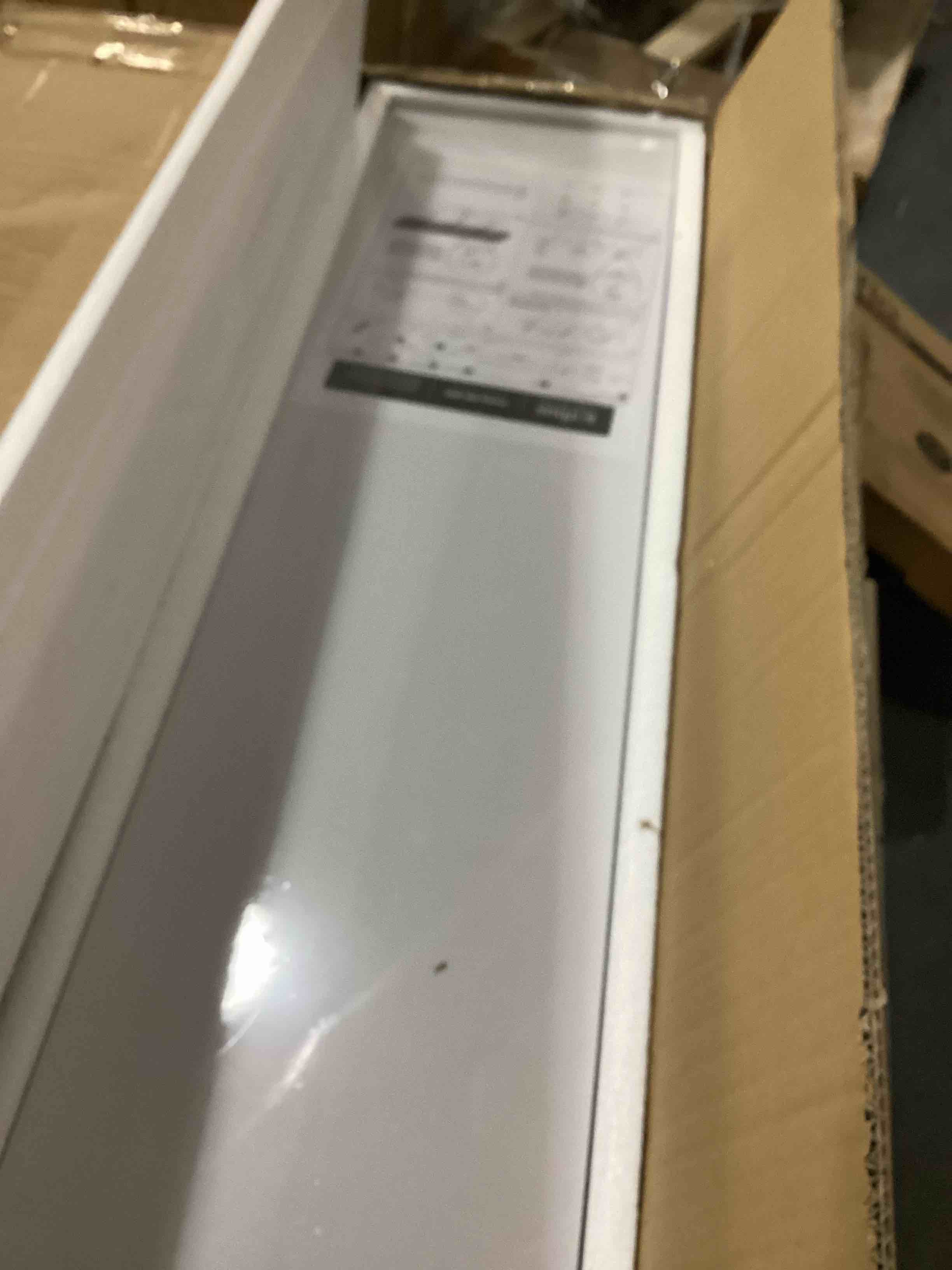 https://s3.amazonaws.com/lotting-images-prod/bidfta/GRA2477511_1755609763761.jpeg
