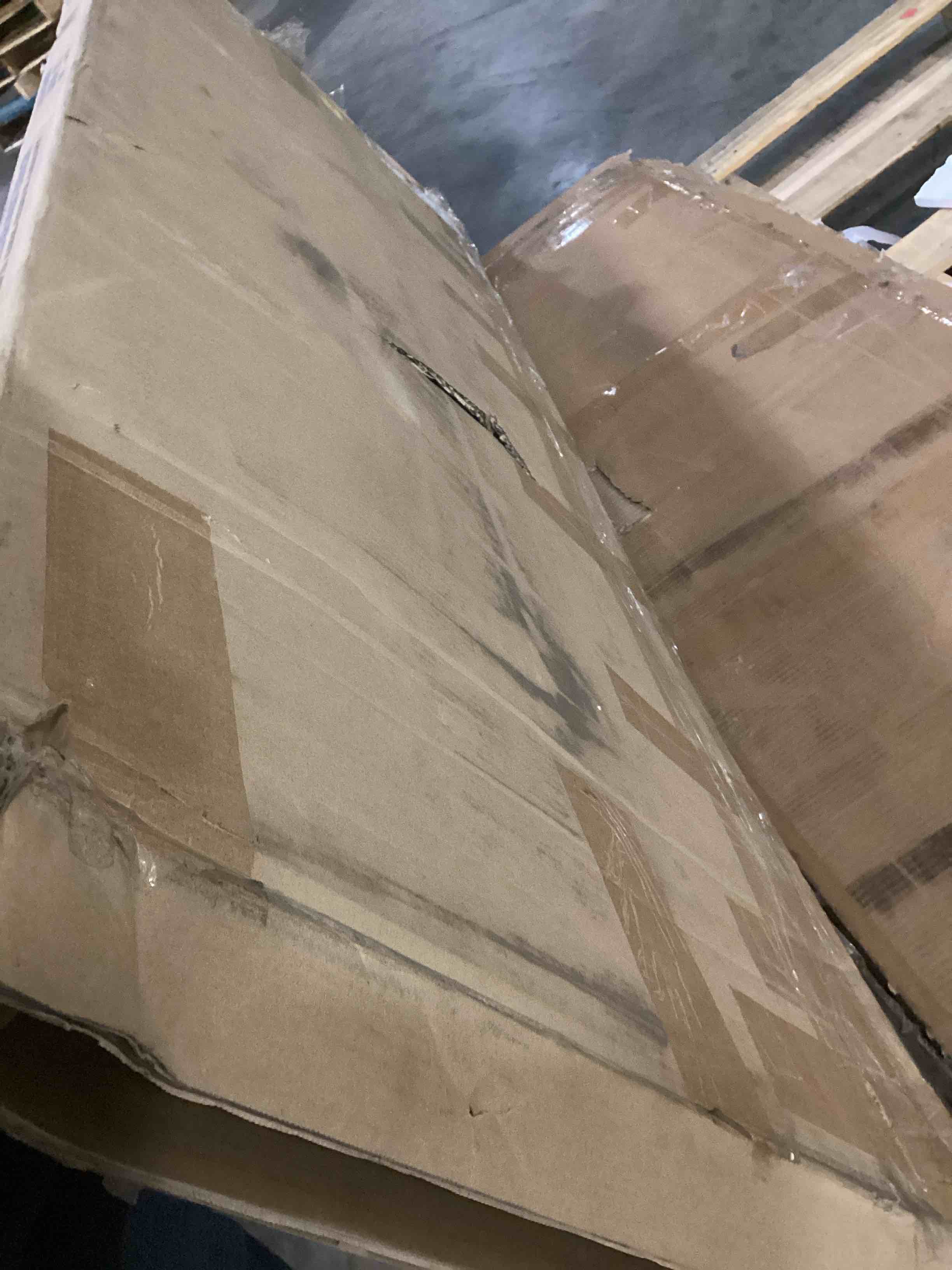 https://s3.amazonaws.com/lotting-images-prod/bidfta/GRA2478188_1756997176027.jpeg