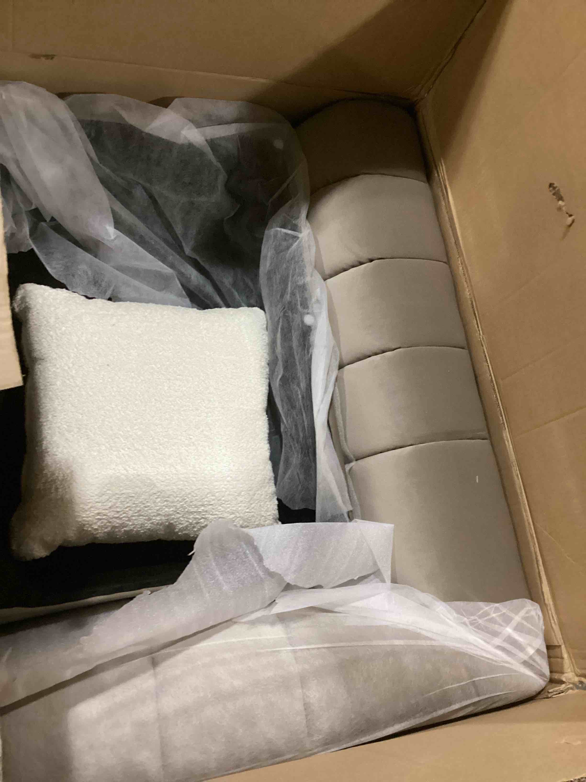https://s3.amazonaws.com/lotting-images-prod/bidfta/GRA2479060_1750167521332.jpeg