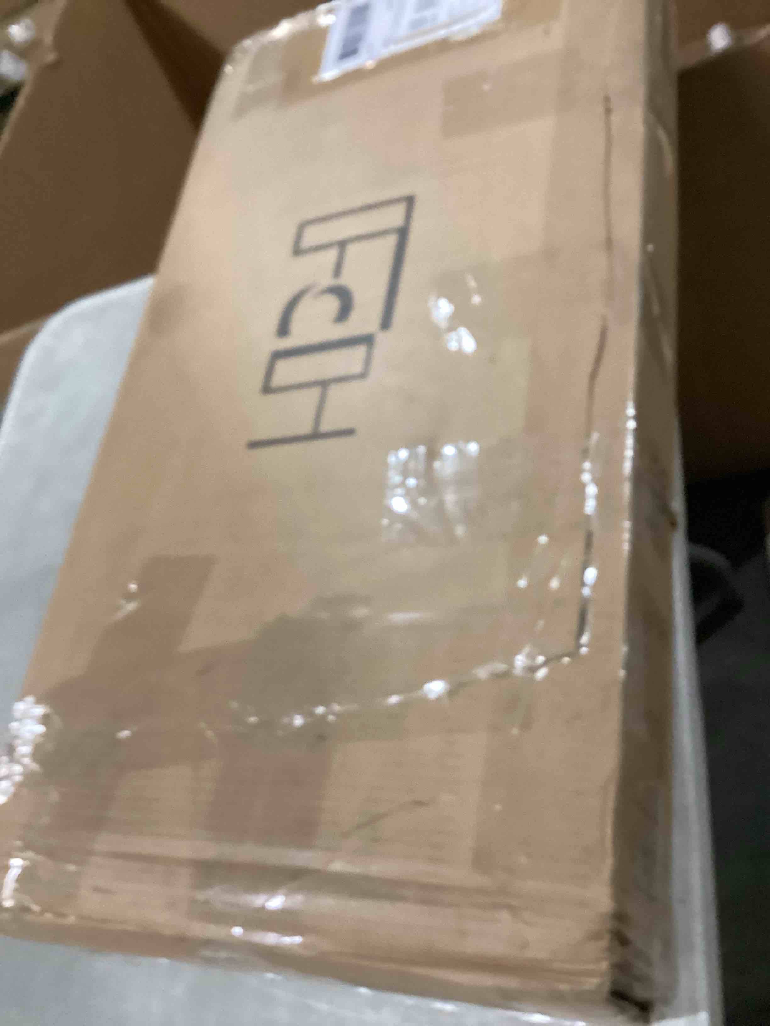 https://s3.amazonaws.com/lotting-images-prod/bidfta/GRA2479253_1750425924882.jpeg