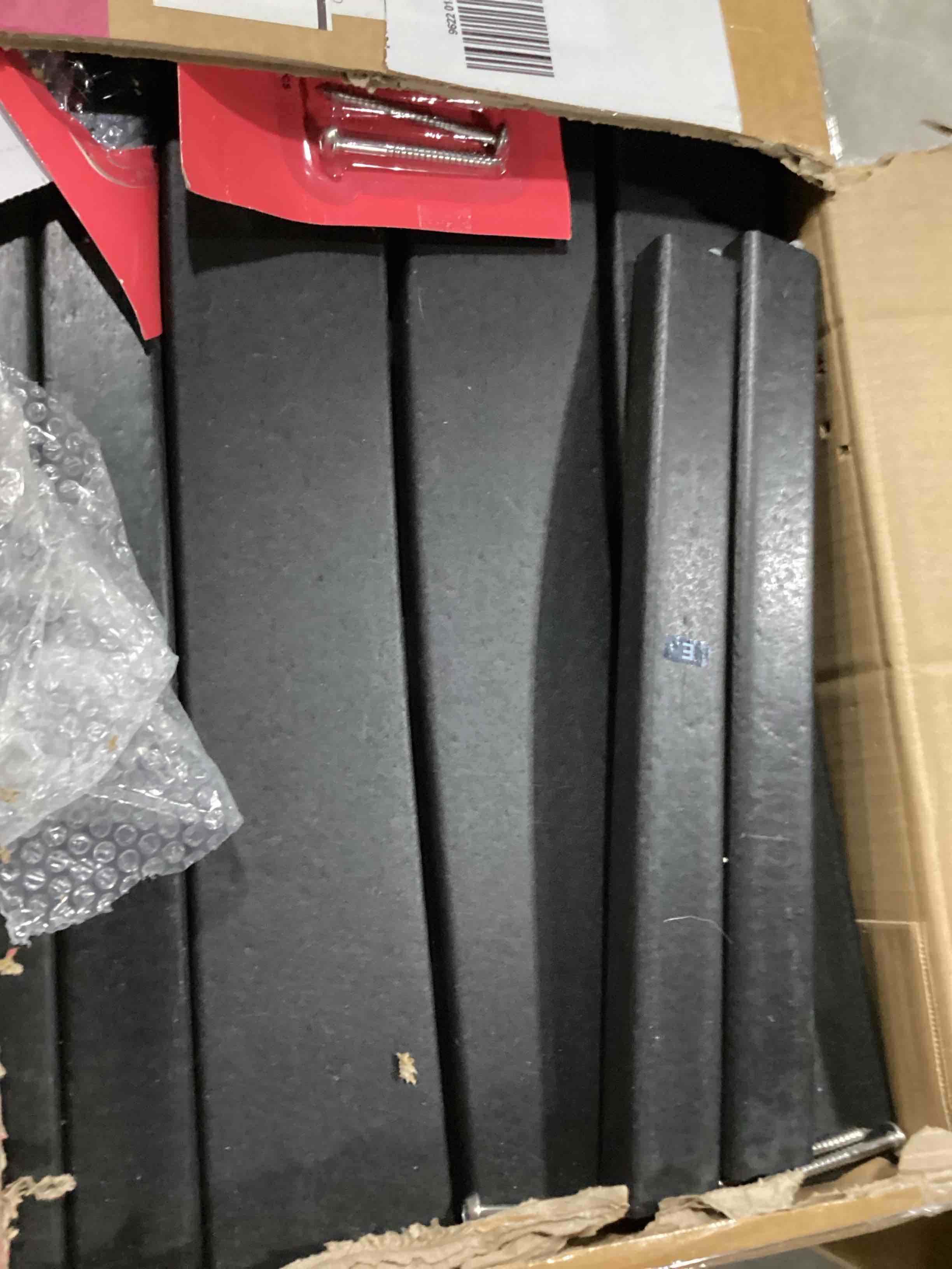 https://s3.amazonaws.com/lotting-images-prod/bidfta/GRA2479425_1750766169895.jpeg