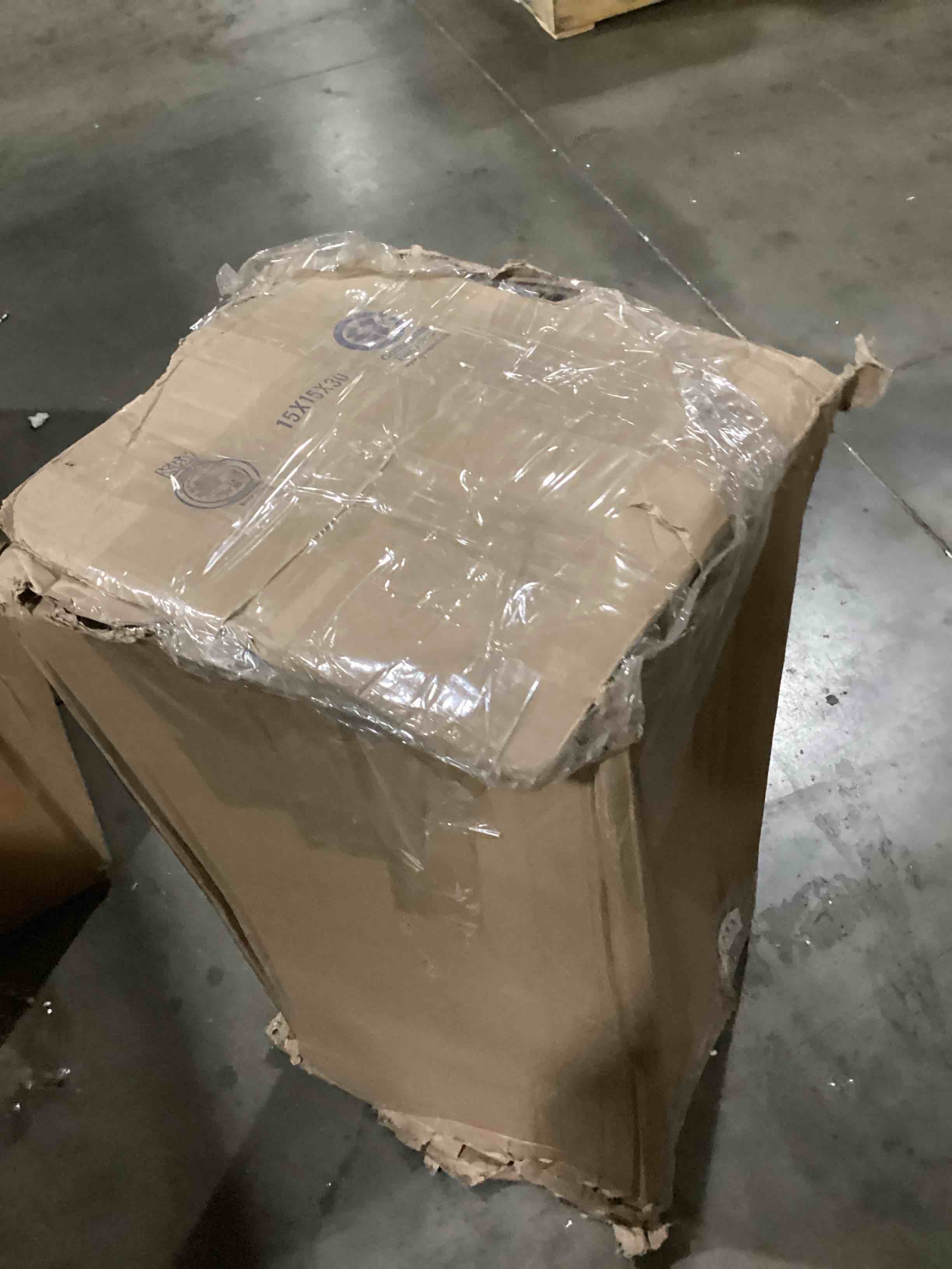 https://s3.amazonaws.com/lotting-images-prod/bidfta/GRA2479571_1750941417680.jpeg