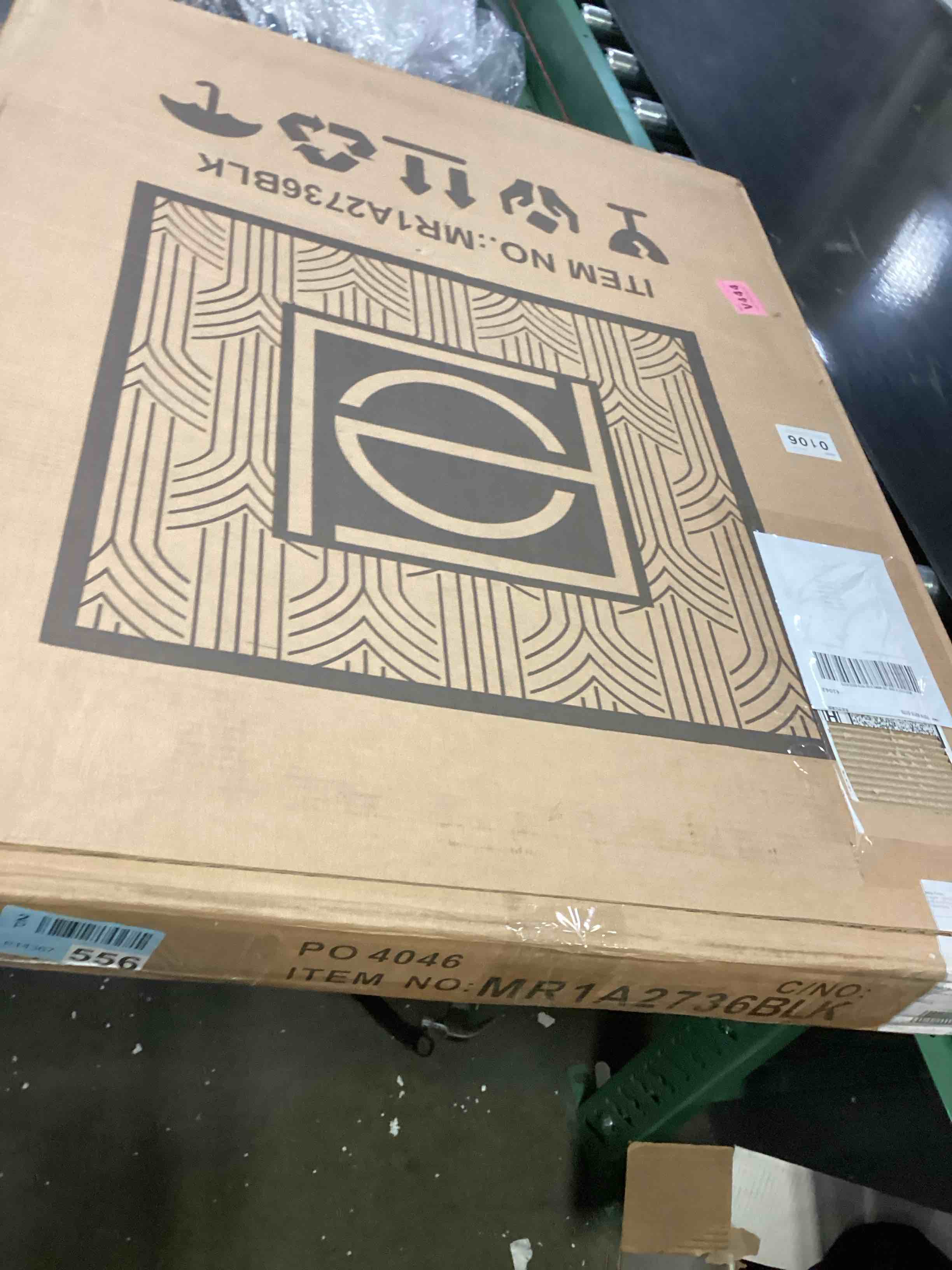 https://s3.amazonaws.com/lotting-images-prod/bidfta/GRA2480720_1753796867492.jpeg