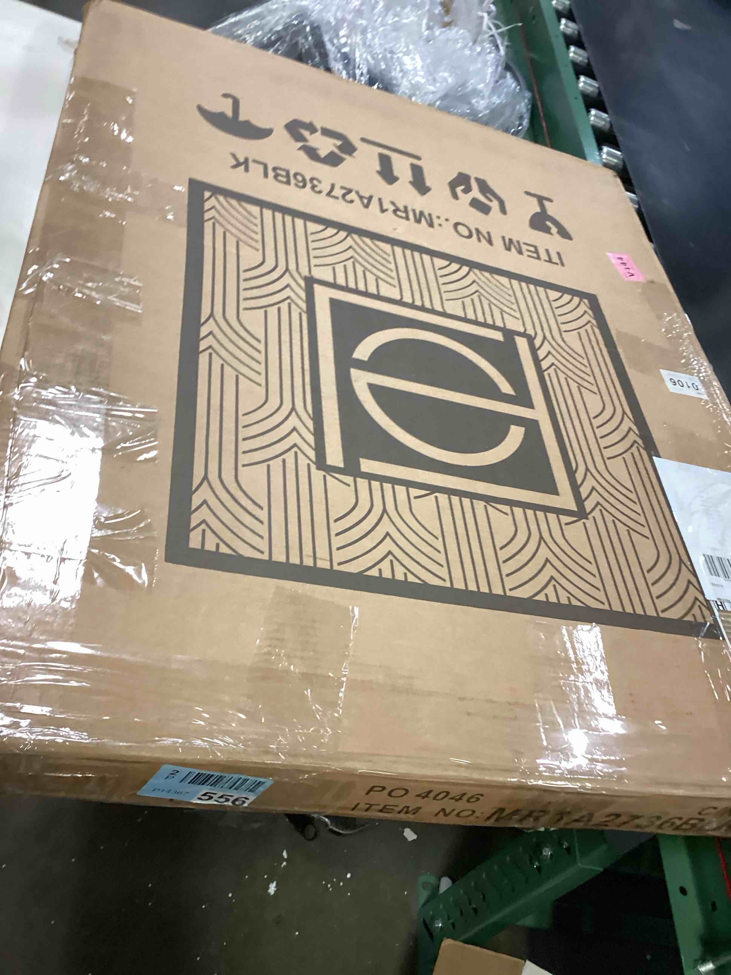 https://s3.amazonaws.com/lotting-images-prod/bidfta/GRA2480720_1753796946972.jpeg