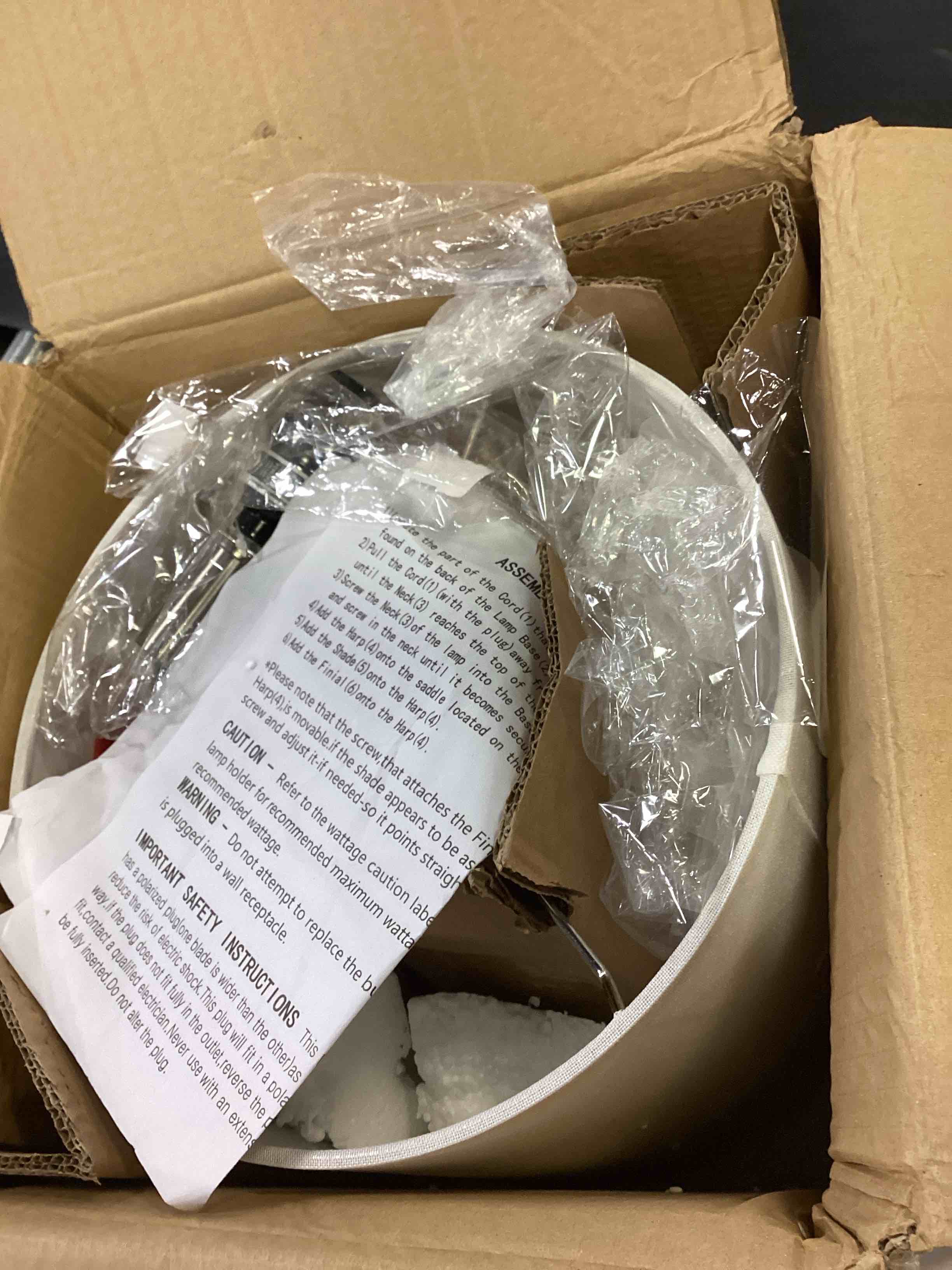 https://s3.amazonaws.com/lotting-images-prod/bidfta/GRA2480759_1753815607109.jpeg