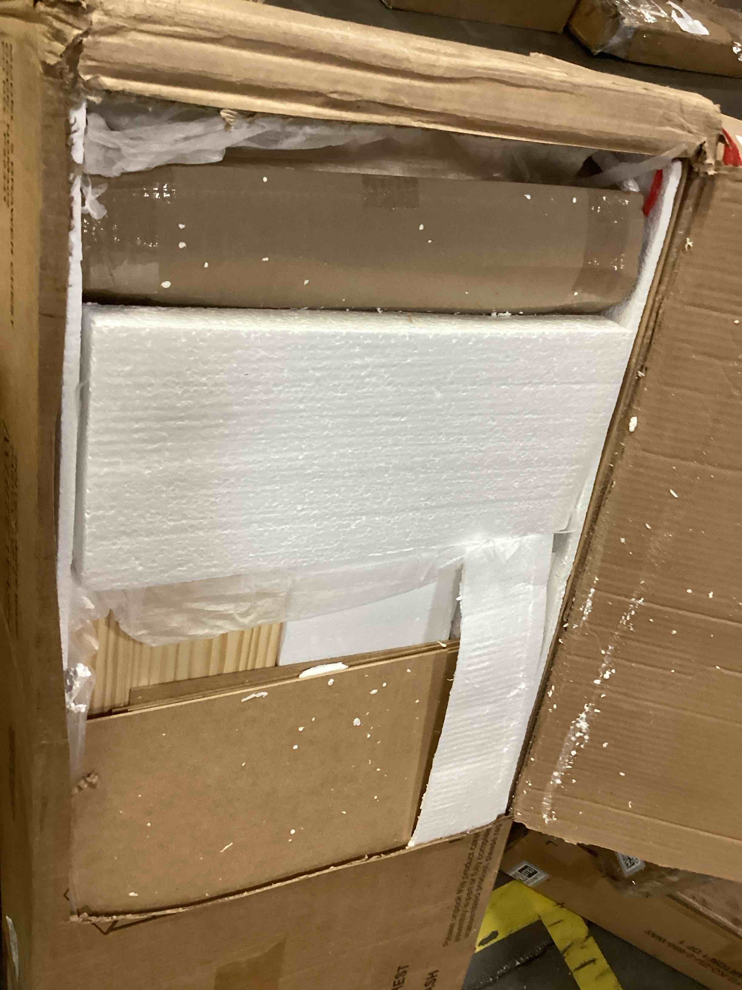 https://s3.amazonaws.com/lotting-images-prod/bidfta/GRA2480791_1753881281489.jpeg